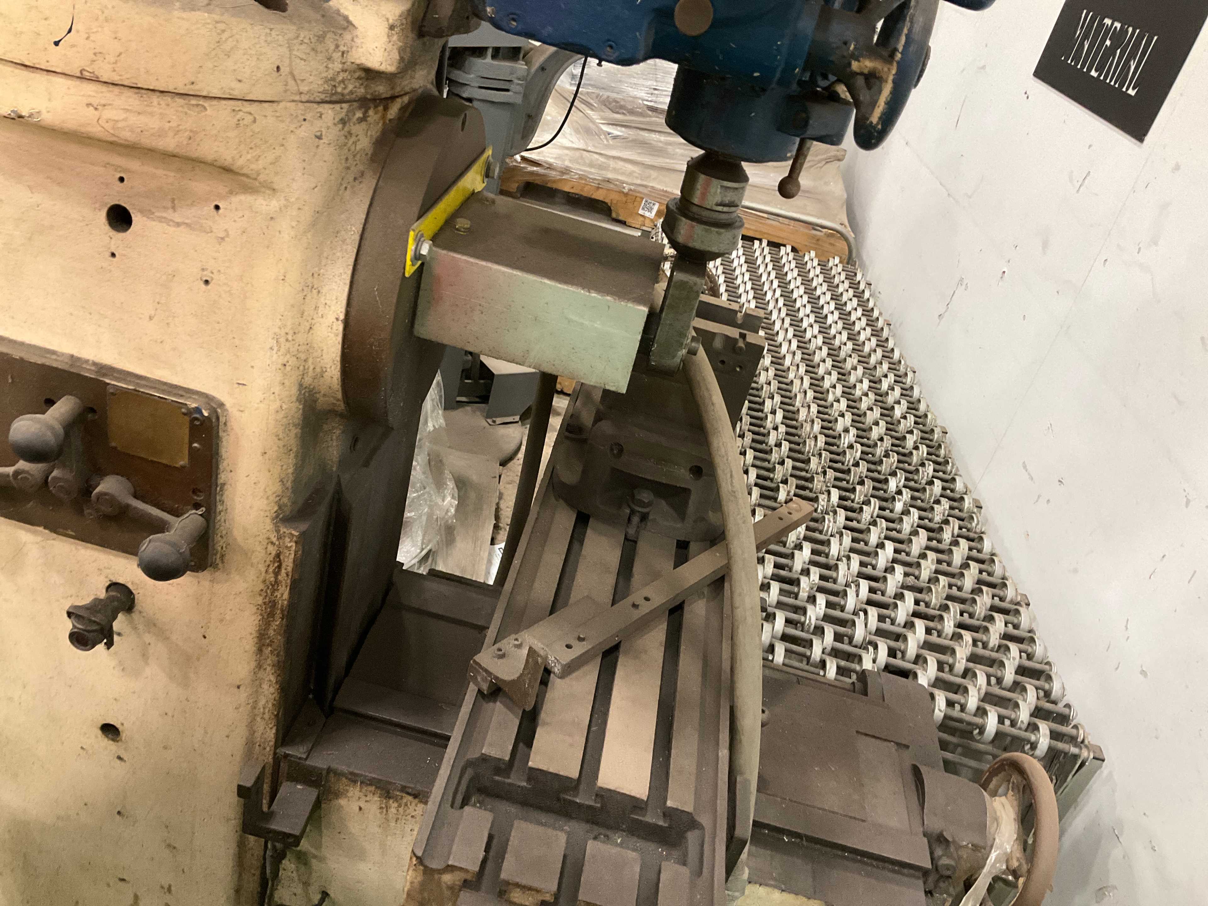 INDEX VERTICAL MILLING MACHINE - VERTICAL MILLING MACHINES