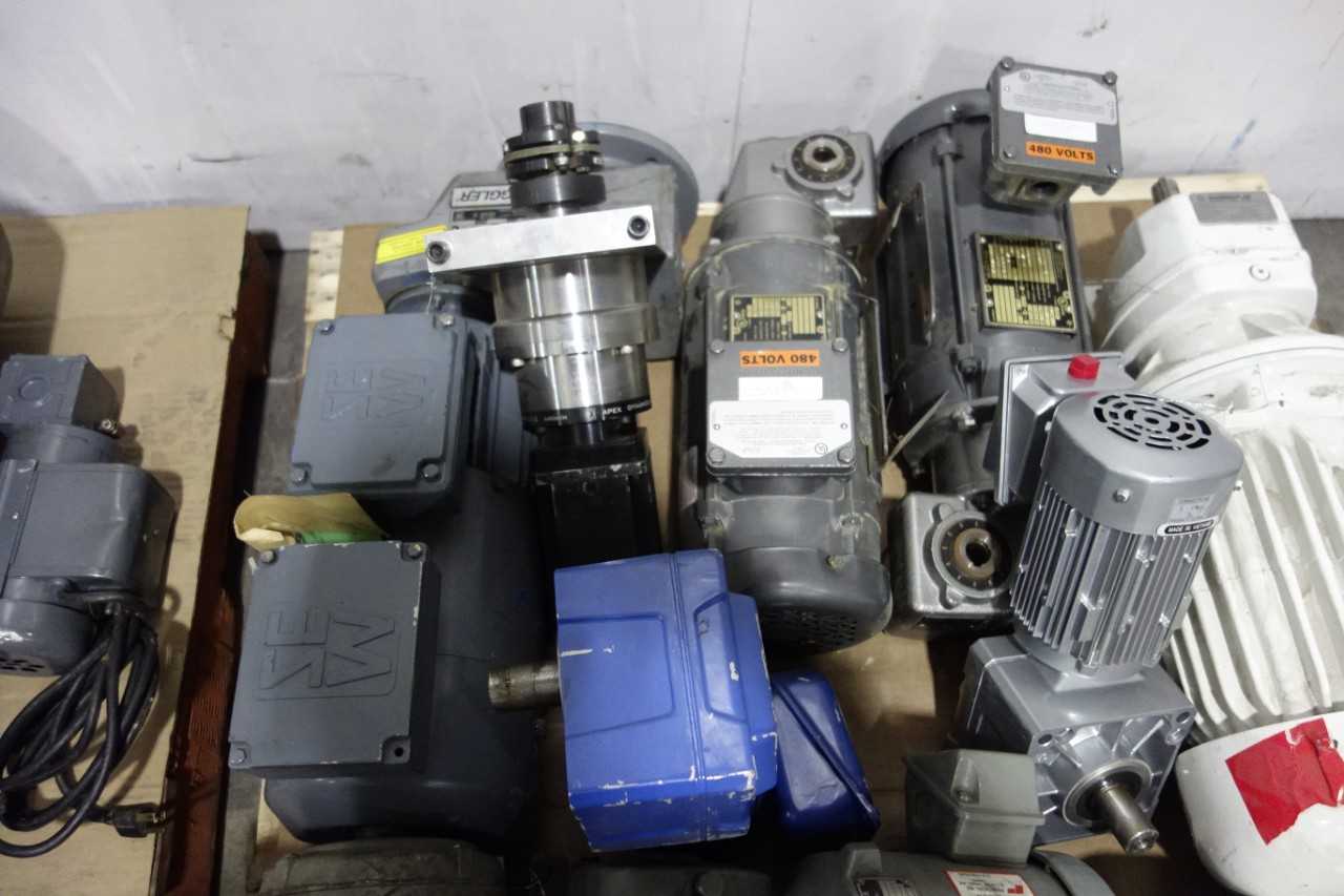 SKU 1074802- 2 PALLETS OF ASSORTED GEARMOTORS - GEARMOTOR