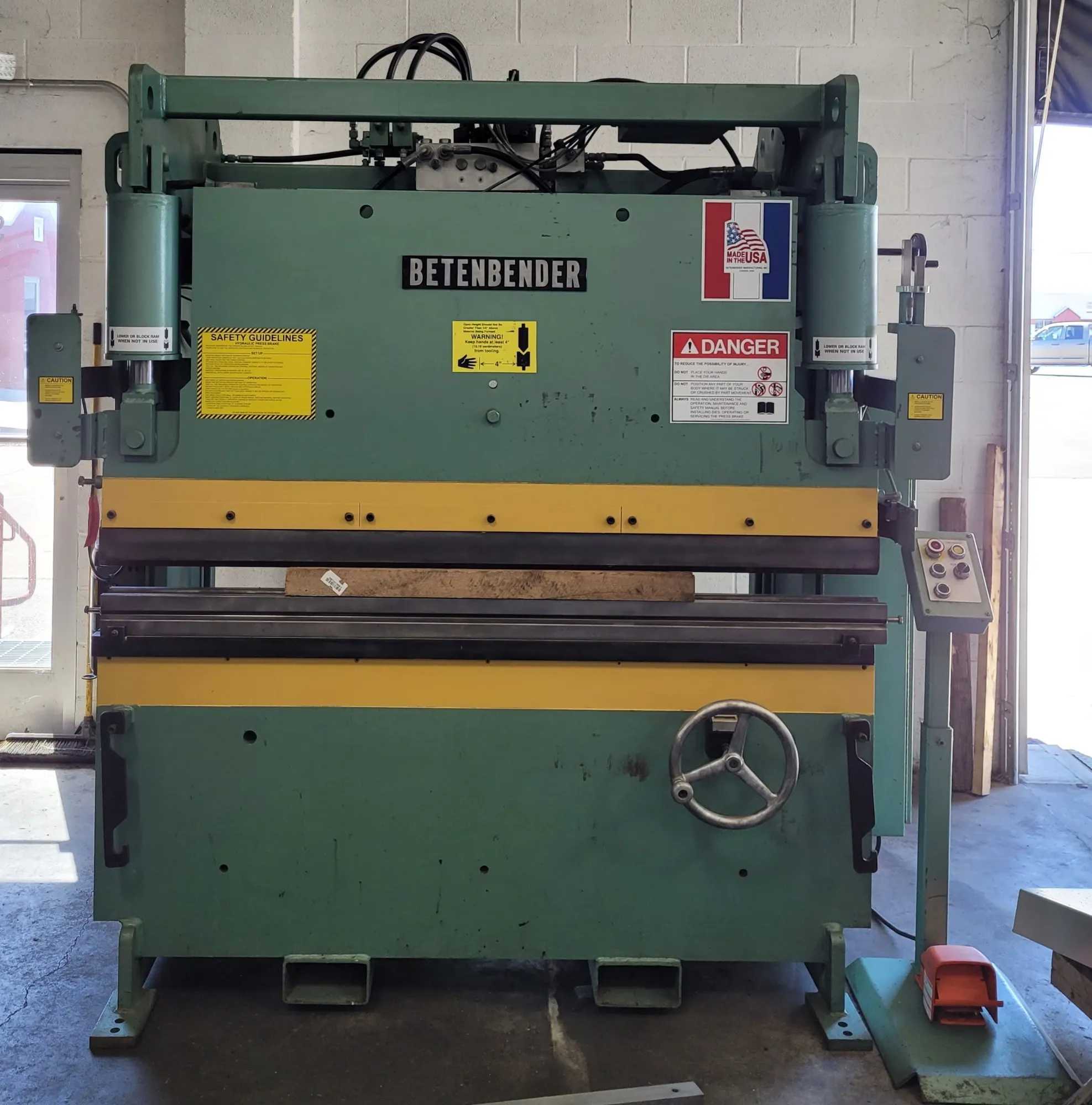 2010 BETENBENDER 6-70T HYDRAULIC PRESS BRAKE, 70 TONS CAPACITY, 6 FT WORKING LENGTH - PRESS BRAKES