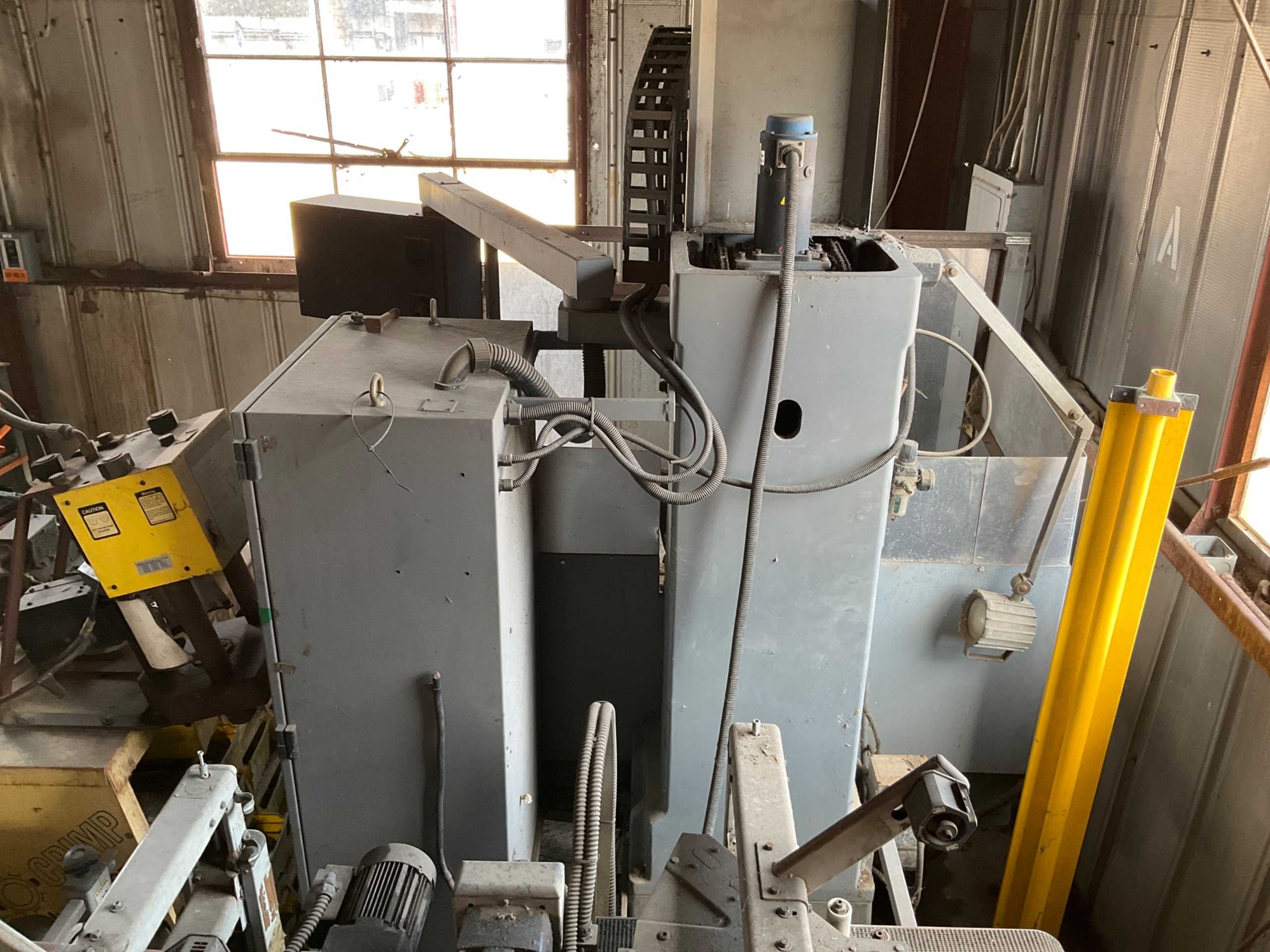 ATRUMP MACHINERY INC B3EC VERTICAL MILLING MACHINE - VERTICAL MILLING MACHINES