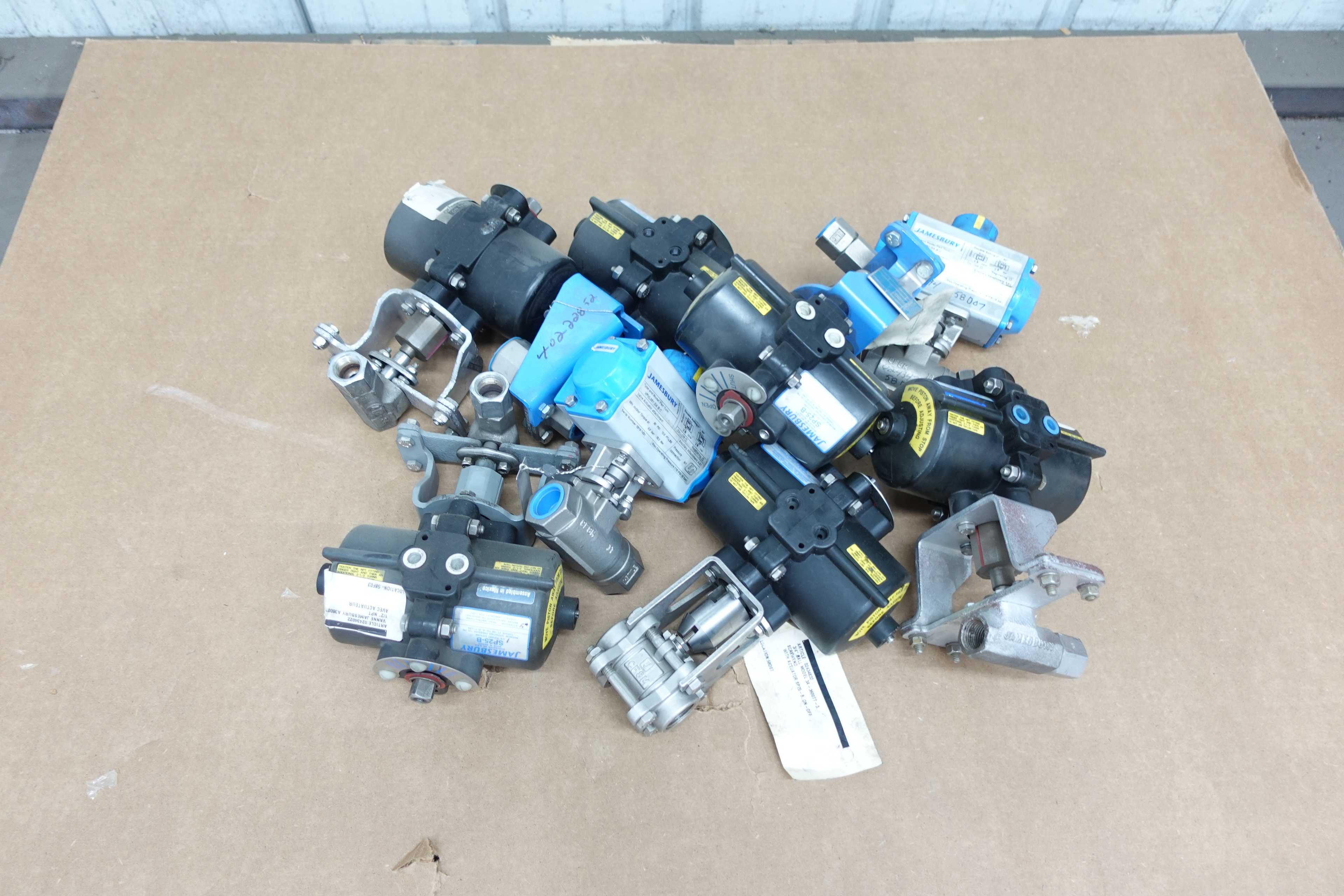LOT OF ASSORTED JAMESBURY PNEUMATIC ACTUATOR BALL VALVES - BALL VALVE