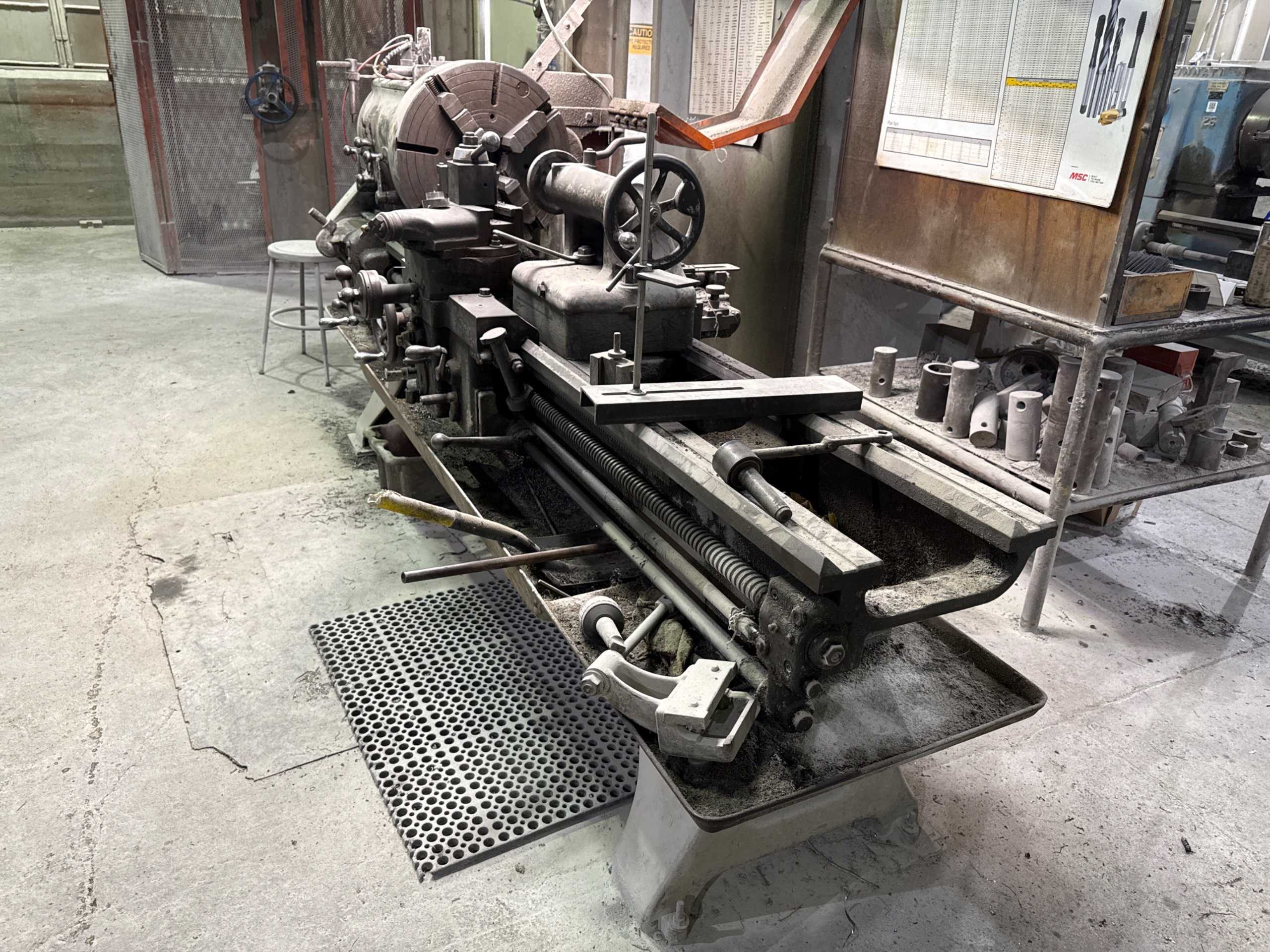 LEBLOND REGAL 24" MANUAL LATHE - MANUAL LATHES