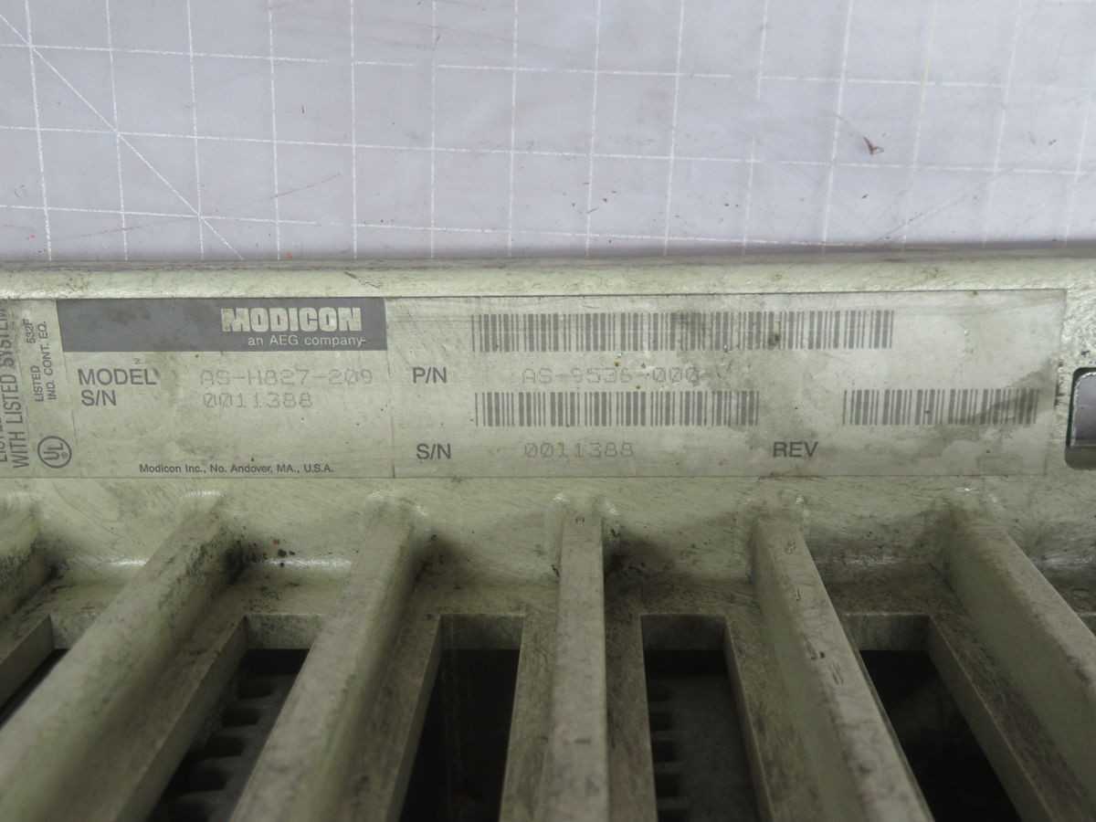 MODICON AS-H827-209 CONTROLS PLCS, 256K MEM, 120/240 VAC INPUT, 64 DI 120V, 32 DO 120V, 32 DO 24V - PLC MODULES