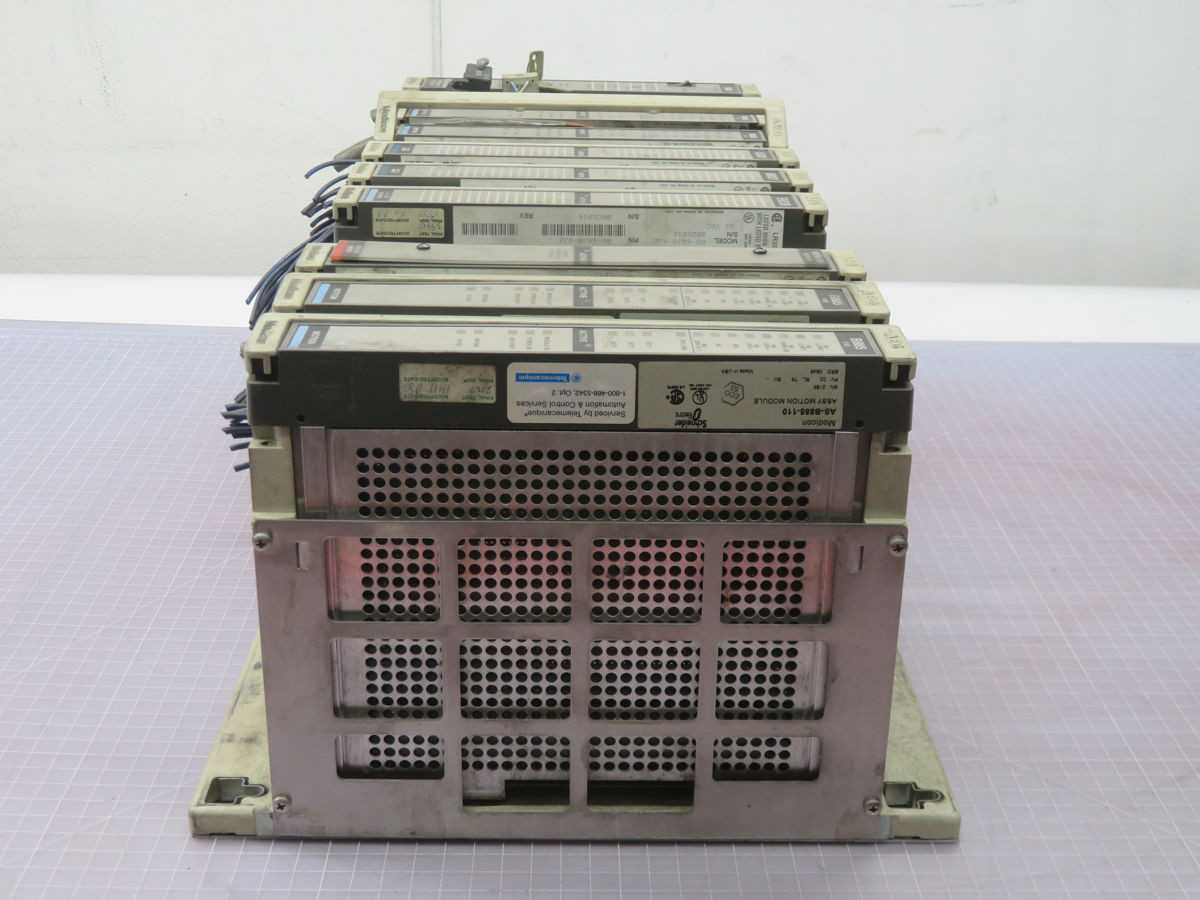 MODICON AS-H827-209 PLC MODULE, 11-SLOT RACK, 27-INCH HOUSING, 24VDC - PLC MODULES