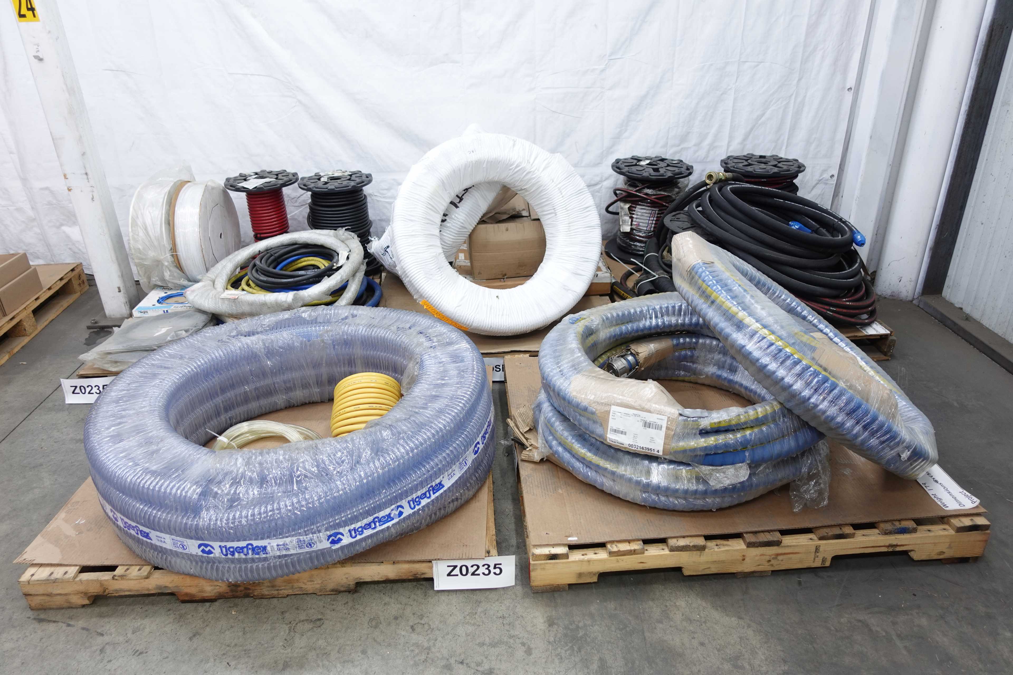 BULK QTY OF ASSORTED HOSES, HOSE ASSEMBLIES, AND TUBING - HYDRAULIC HOSE
