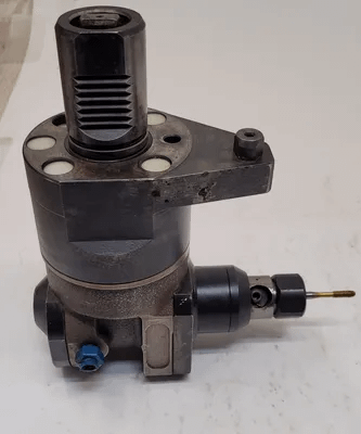 MAZAK VDI 40 RIGHT ANGLE LIVE TOOL HOLDER 8-3/4” OAL, 6-3/4” WIDTH - MACHINE TOOLING