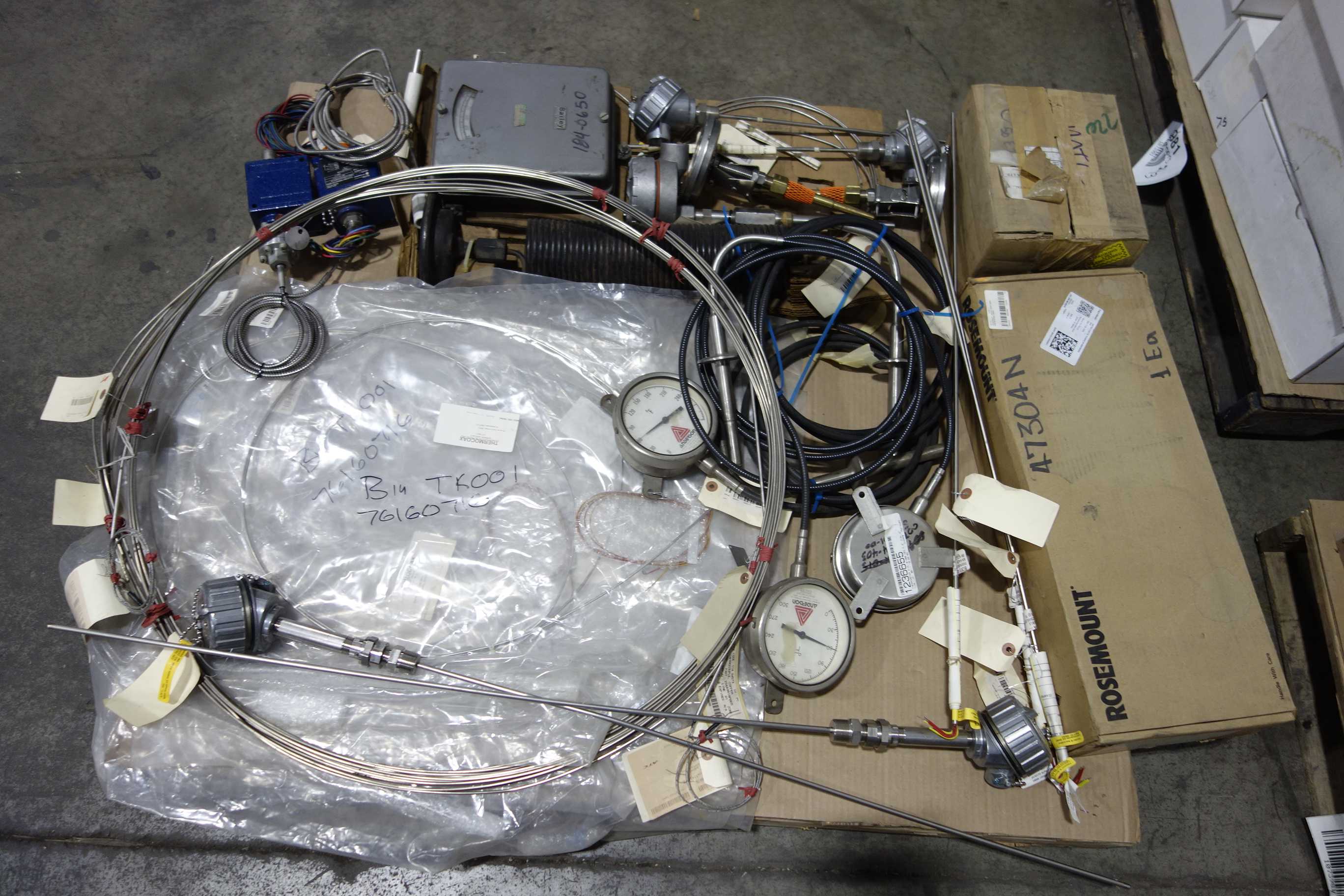 3 PALLETS OF ASSORTED TEMP SENSORS - SENSORS