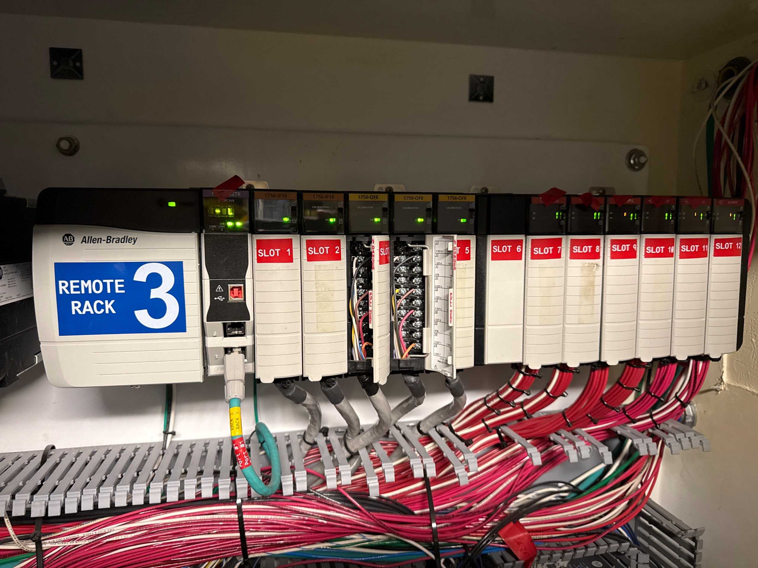 ALLEN BRADLEY PLC CONTROL PANEL - CONTROL CABINETS