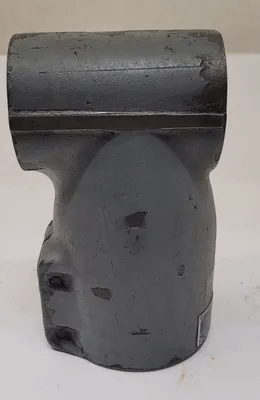BRIDGEPORT RIGHT ANGLE HEAD WITH 3.39 INCH BOTTOM HOLE, 5" W, 8.25" H - MACHINE TOOLING