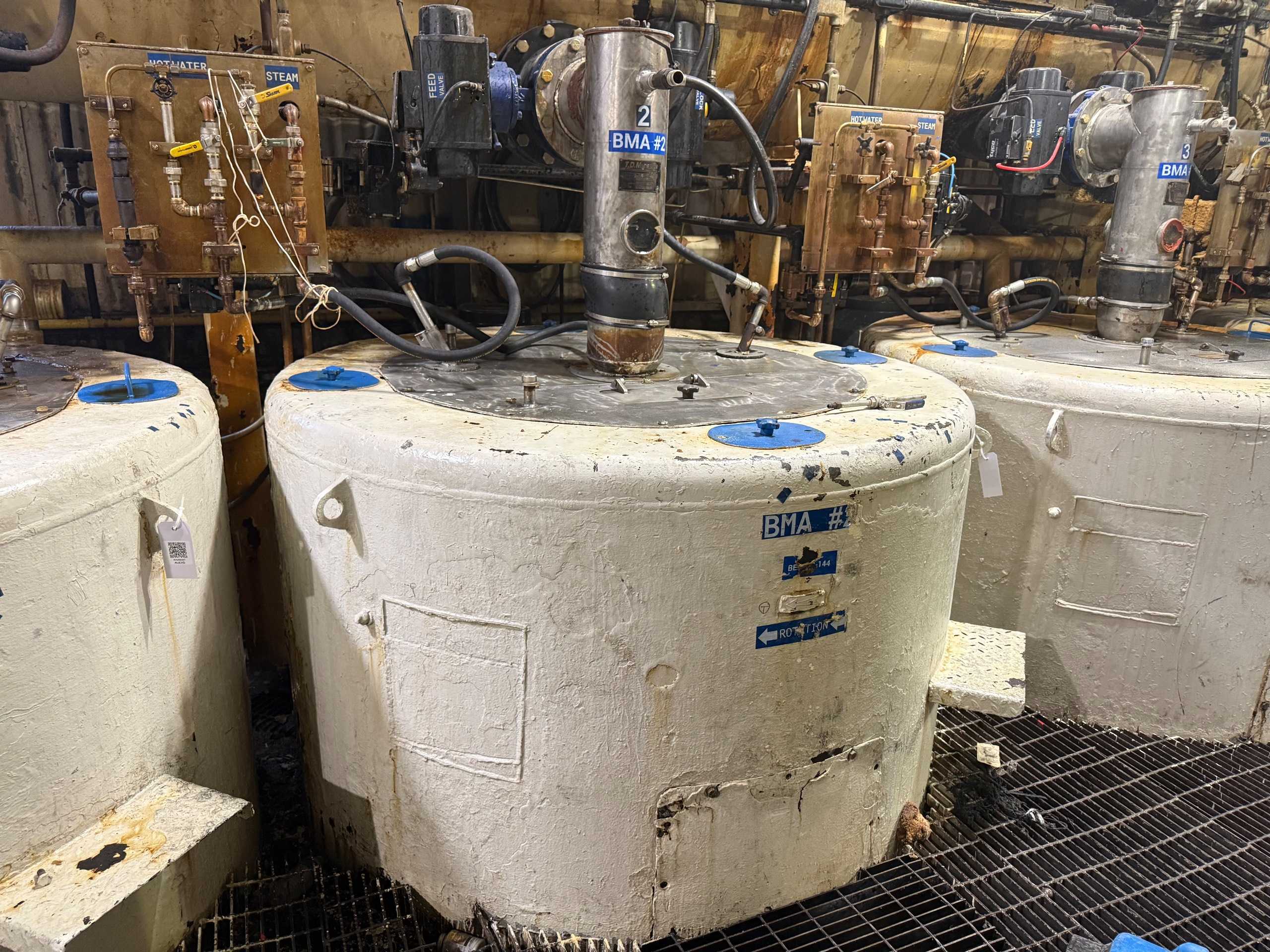 CENTRIFUGAL SEPARATOR - CENTRIFUGAL SEPARATOR