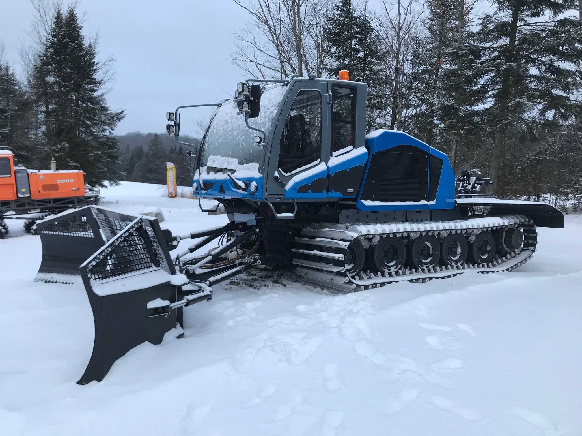 2021 CM DUPON ALPINE 510 NARROW SNOW GROOMER - MATERIAL HANDLING EQUIPMENT