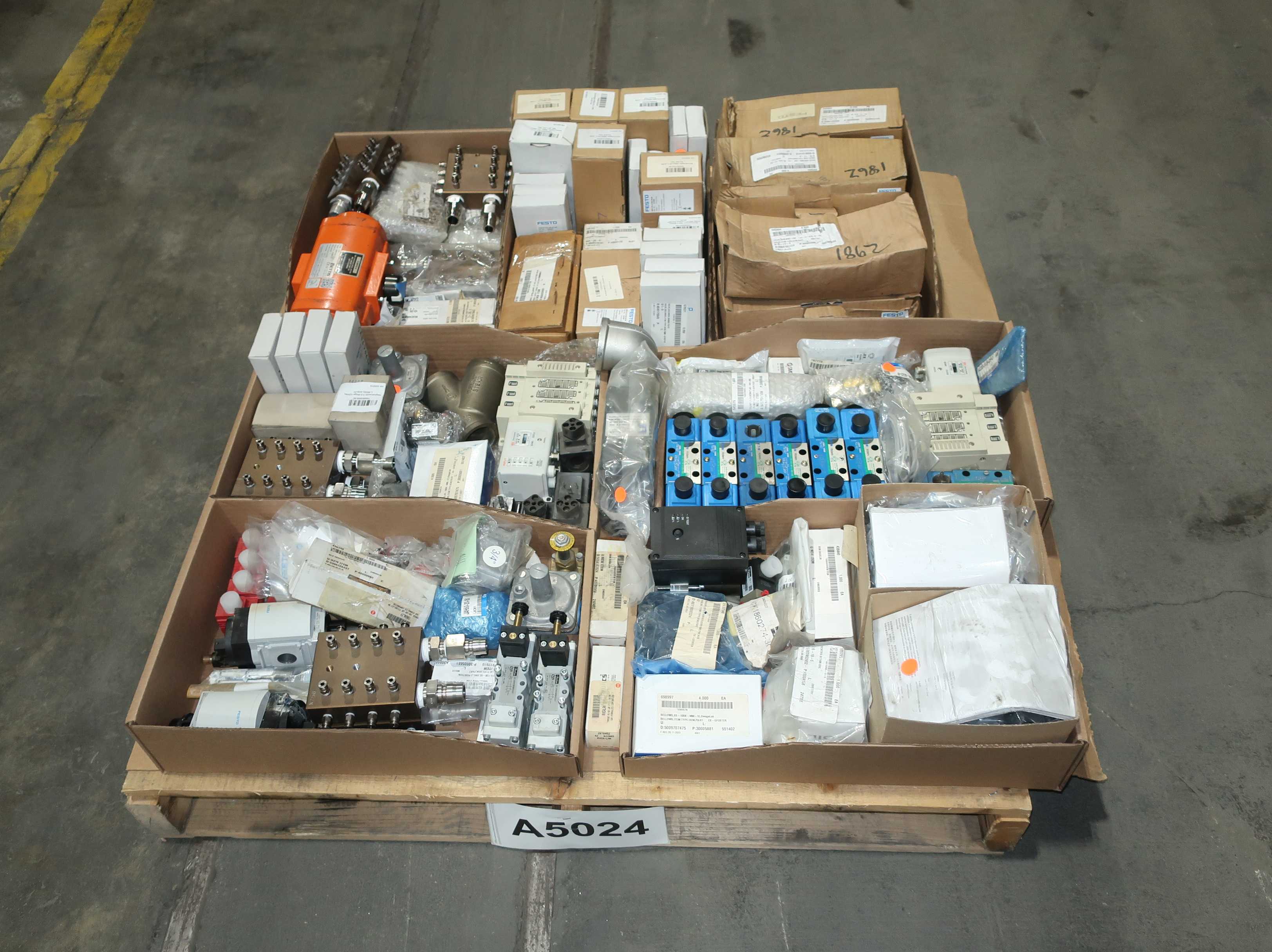 BULK QTY OF ASSORTED VALVES AND VALVE PARTS - VALVE PARTS & ACCESSORIES