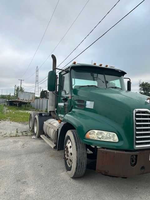 2006 MACK CXN (VISION) TRACTOR TRUCK - TRACTOR TRUCKS