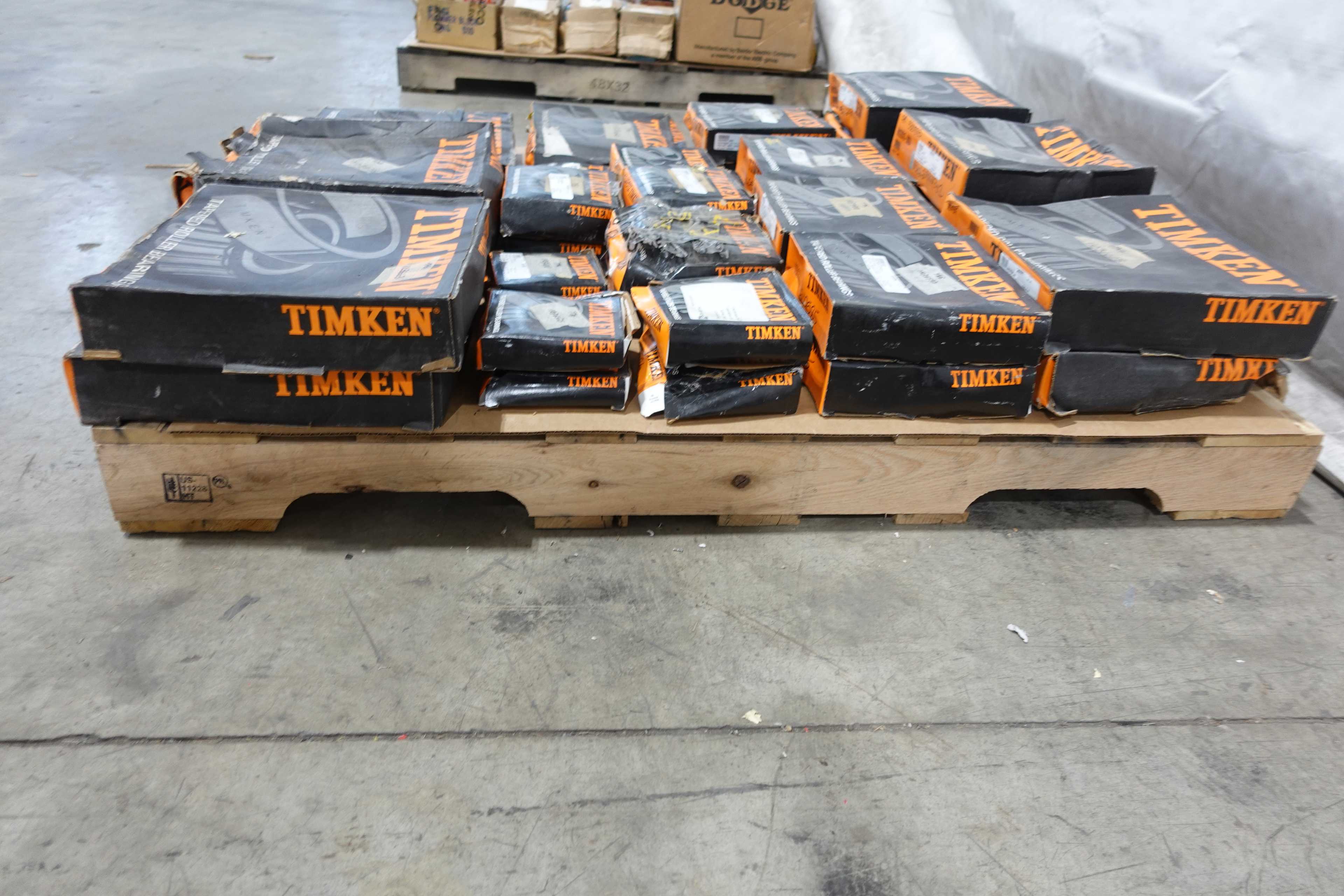 PALLET OF ASSORTED TIMKEN ROLLER BEARINGS - ROLLER BEARING