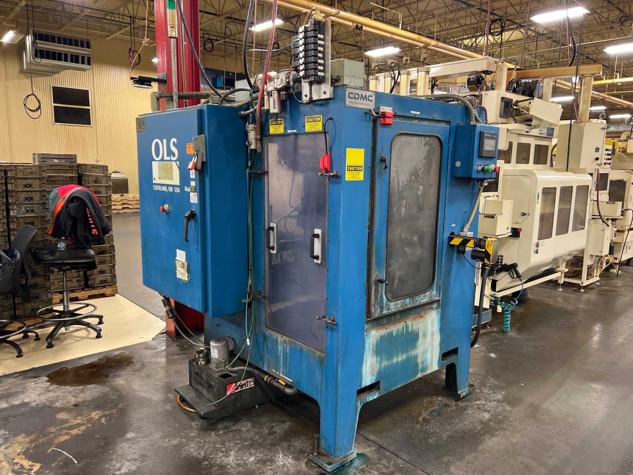 2003 CDMC 2800-3B/W DEBURRING MACHINE - DEBURRING MACHINES
