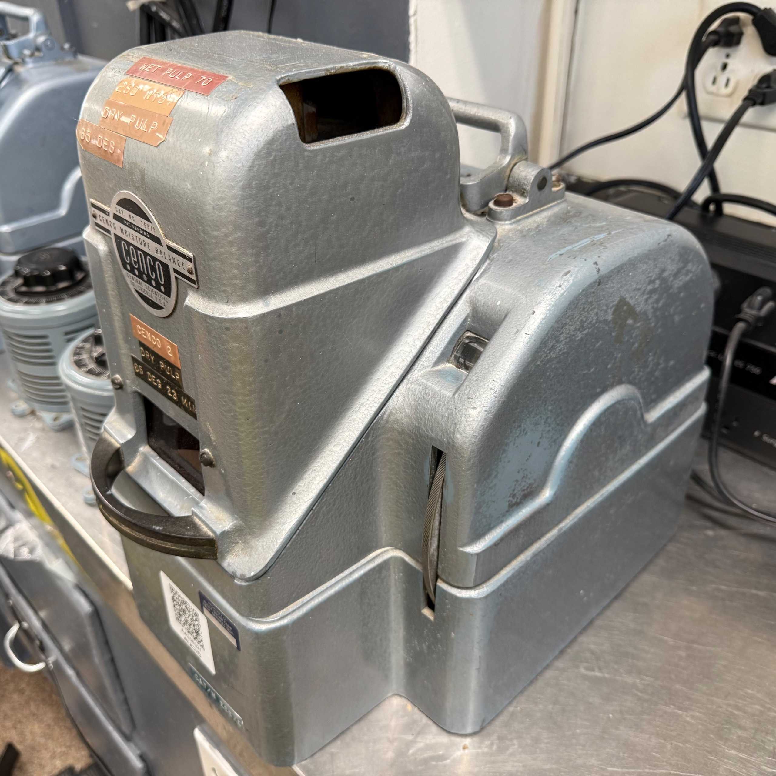 CENCO MOISTURE BALANCE - LAB & SCIENTIFIC