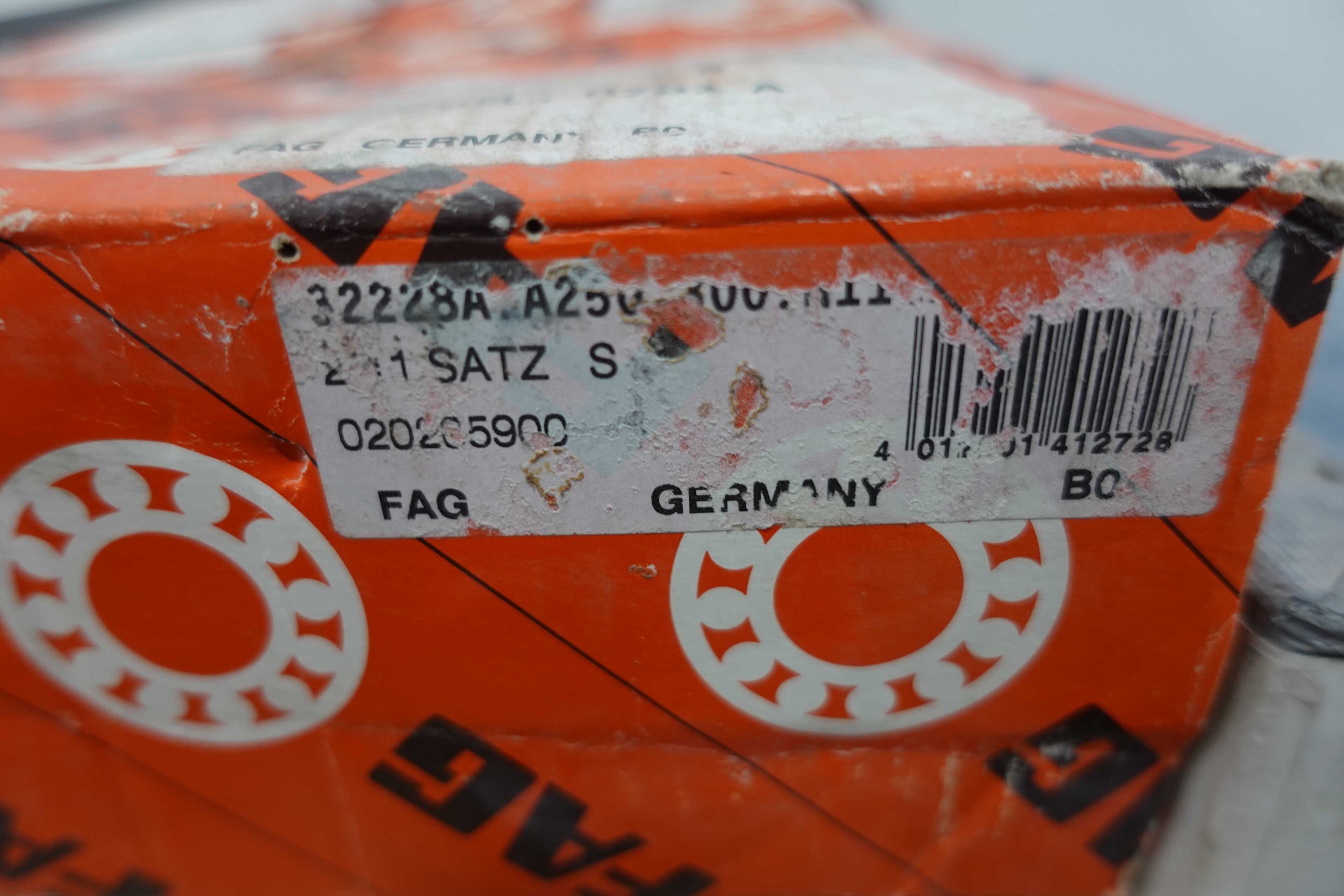 PALLET OF ASSORTED ROLLER BEARINGS - ROLLER BEARING