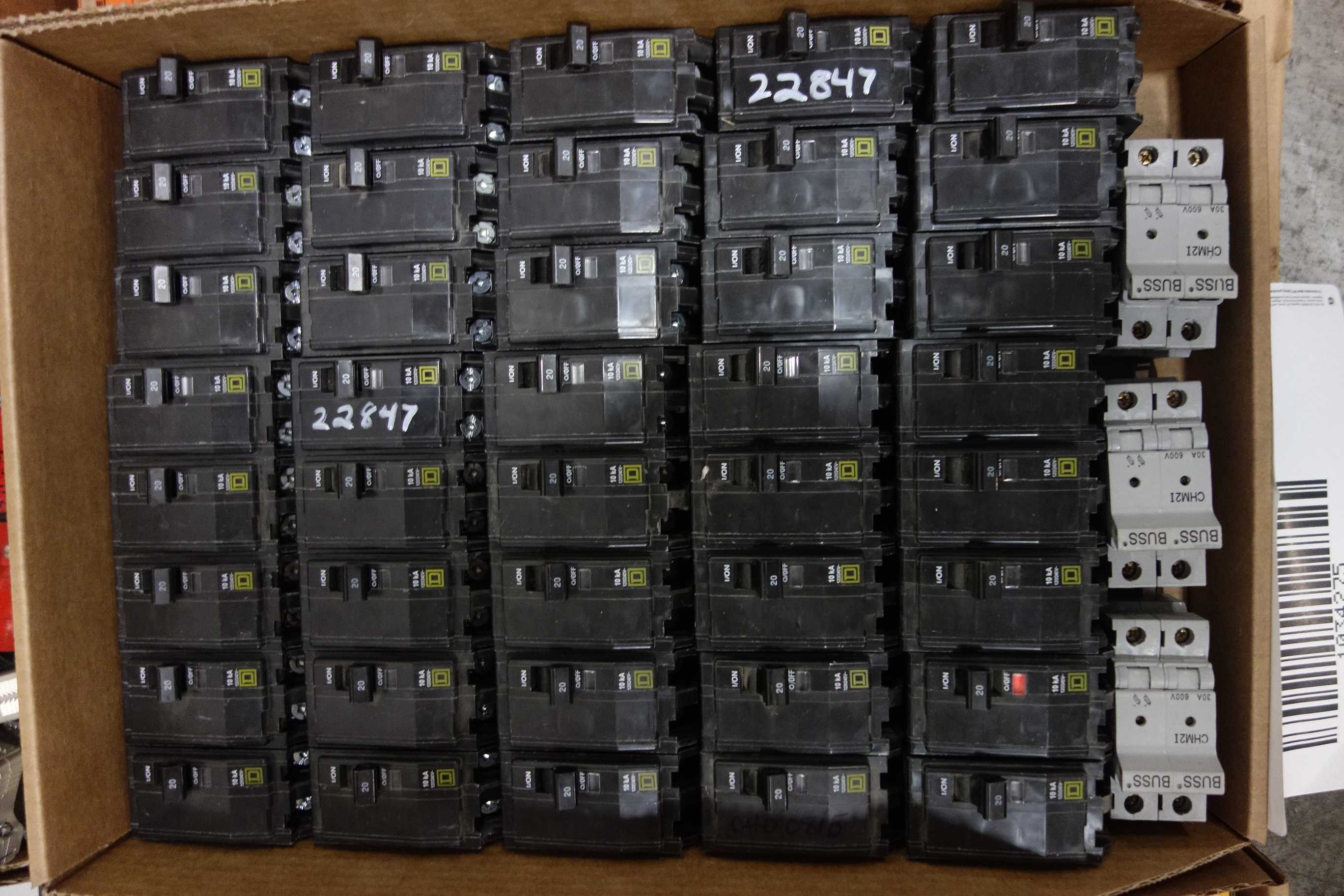 BULK QTY OF INDUSTRIAL PARTS - INDUSTRIAL PARTS