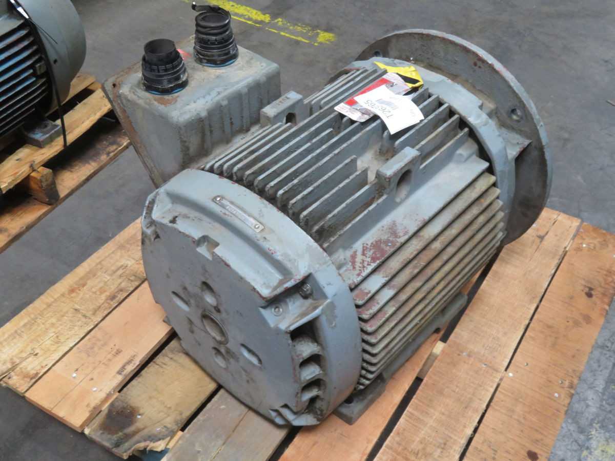 GE 5K324JS1008D22F2 AC MOTORS, 3-PHASE, 50 HP, 3550 RPM, 230/460 VAC/60 HZ, 324TSD, TRICLAD - AC MOTOR
