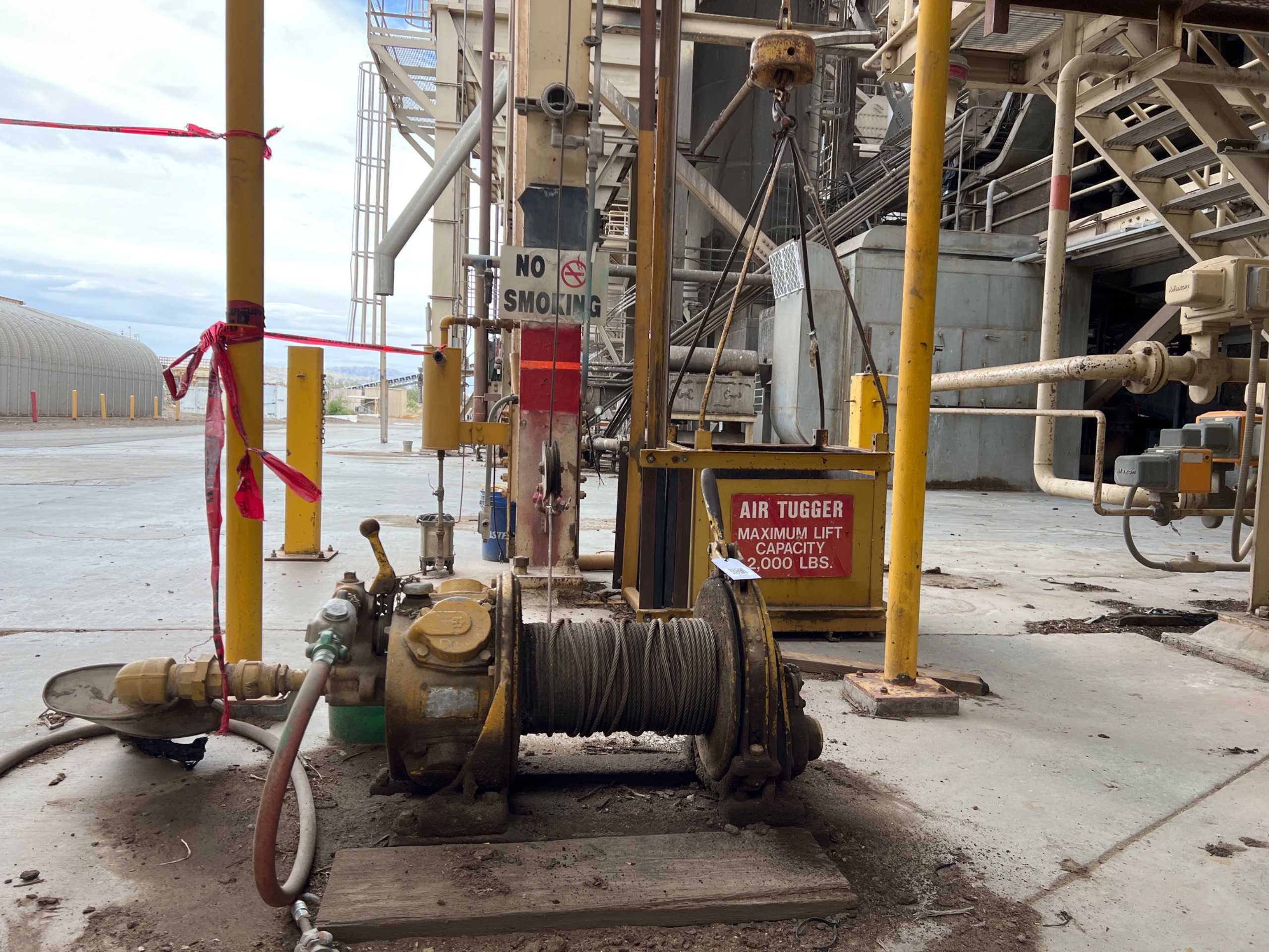 INGERSOLL RAND AIR TUGGER SYSTEM - LIFTING EQUIPMENT