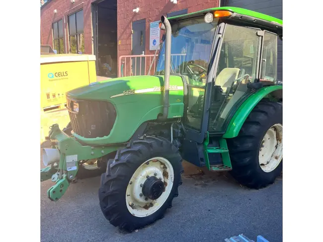 2006 JOHN DEERE 5425 TRACTOR - undefined