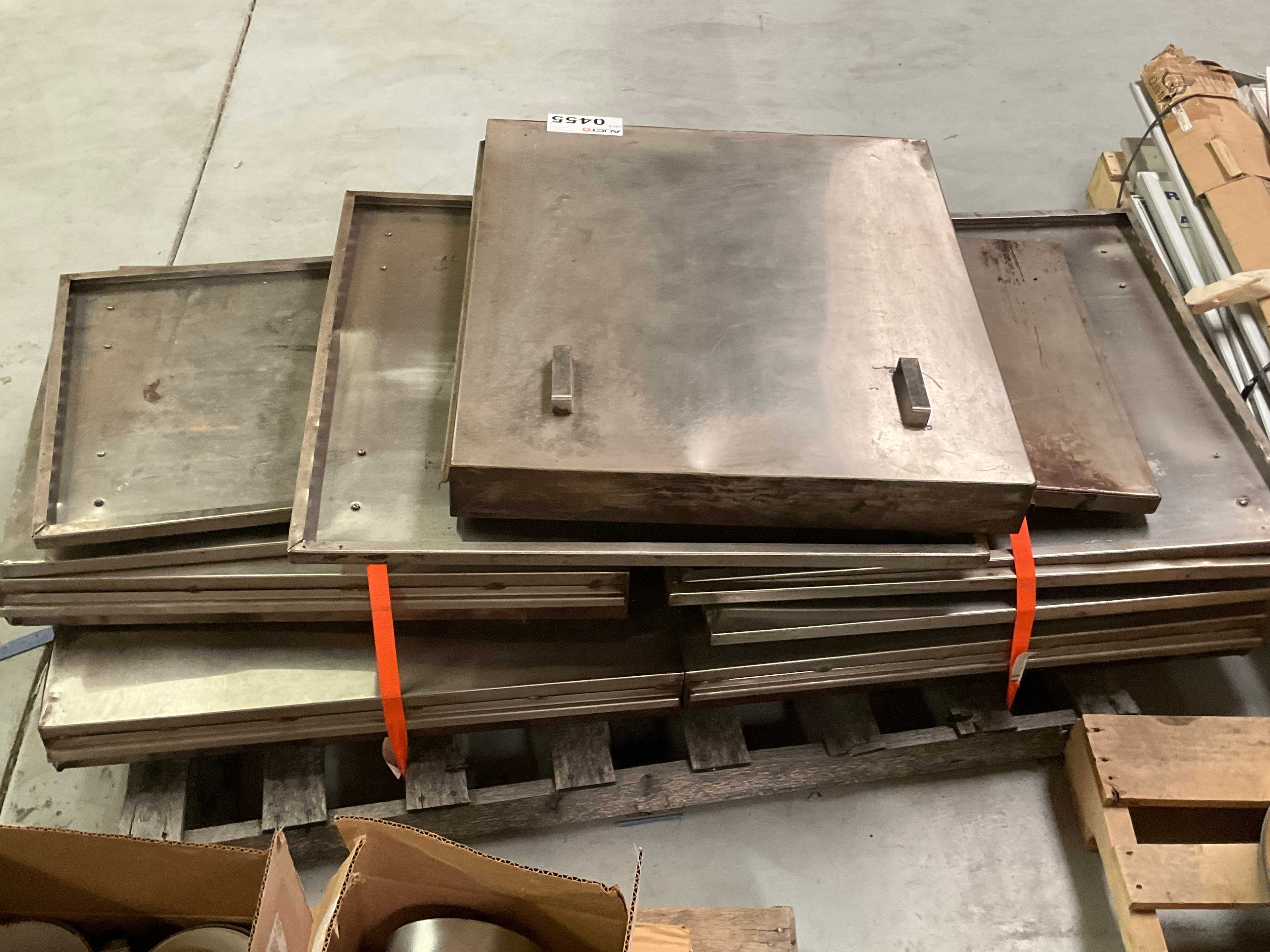 Pallet of Assorted Metal Lids and Siding - 