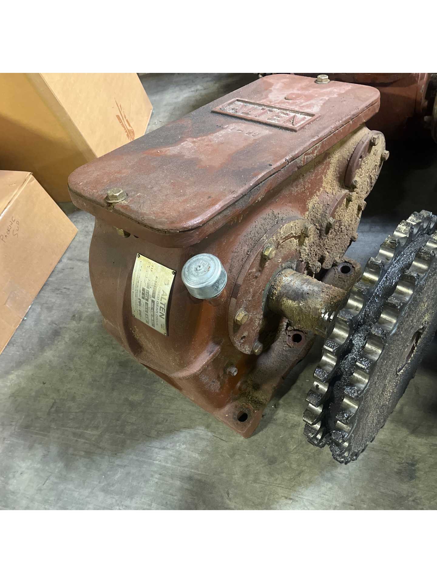 ALTEN ADG-45B-2M-11 ENCLOSED GEAR DRIVE - ENCLOSED GEAR DRIVE