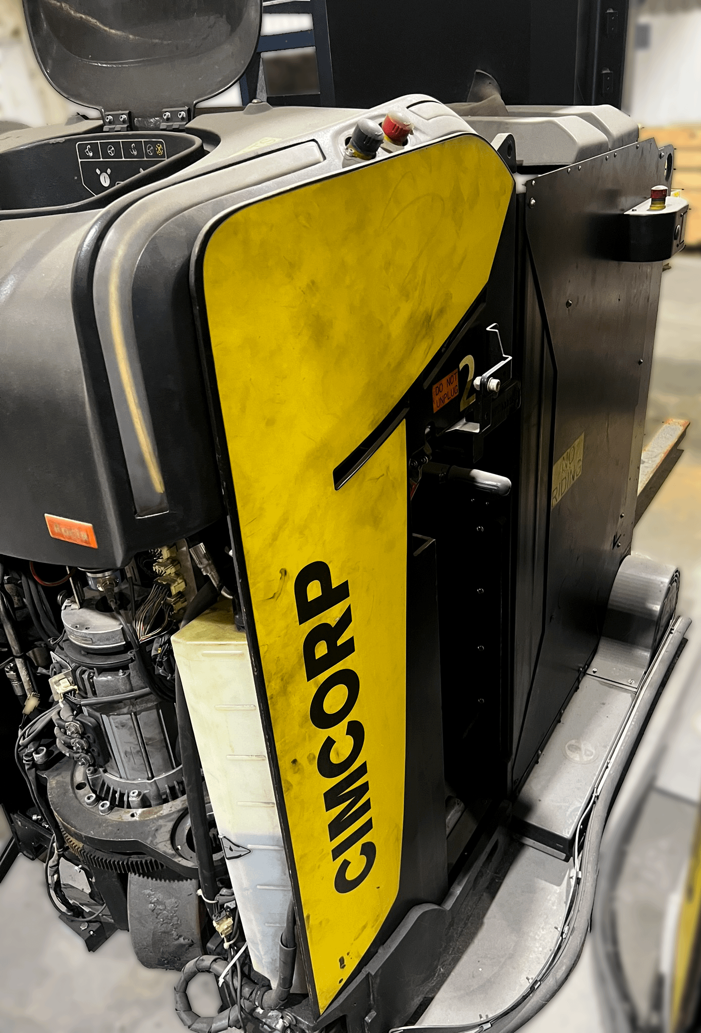 2015 ROCLA AWT15 AUTOMATED GUIDED VEHICLE - MATERIAL HANDLING EQUIPMENT