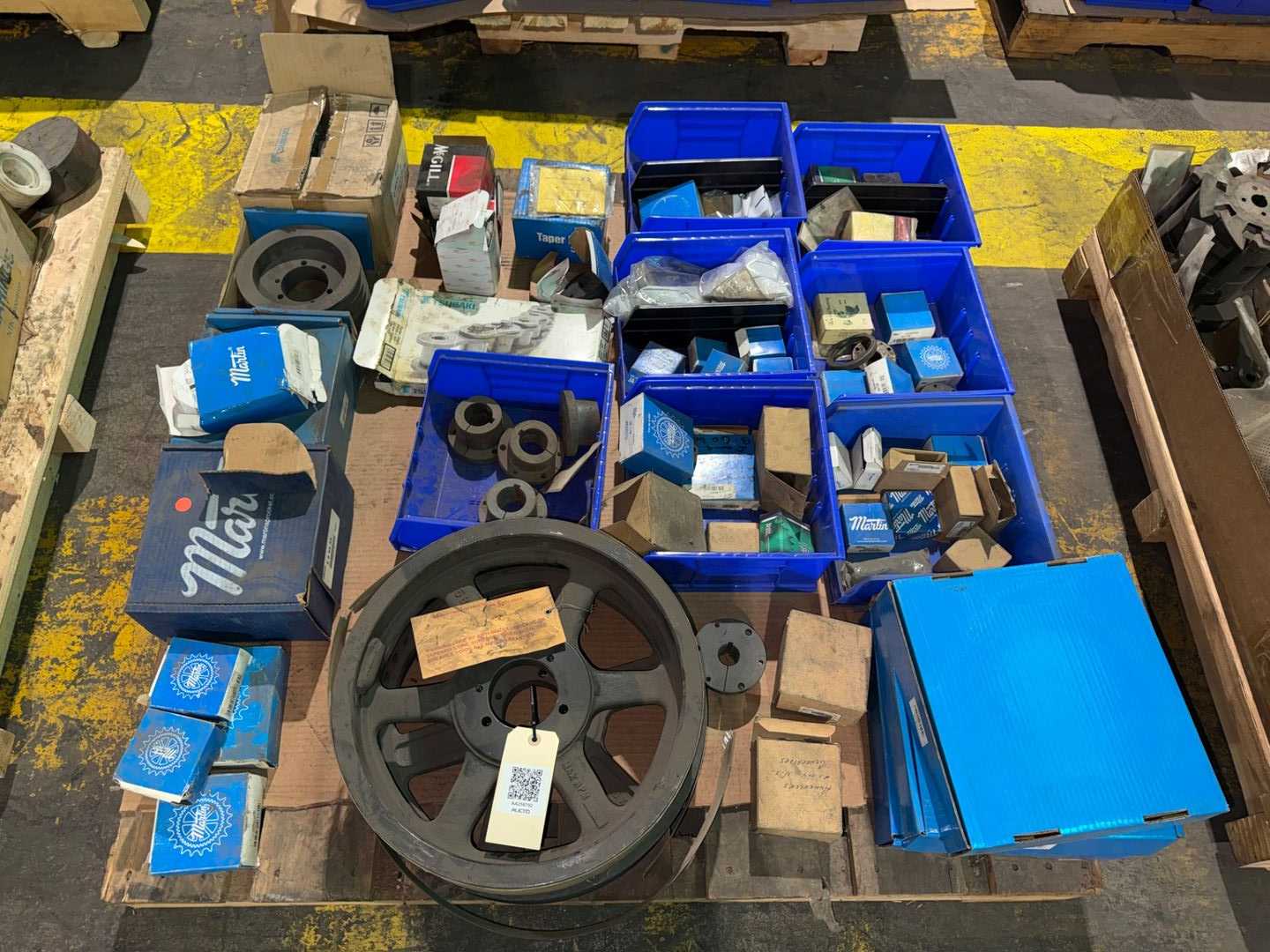 Bulk QTY of Bushings, Couplings, Pulleys & Industrial Parts - INDUSTRIAL PARTS