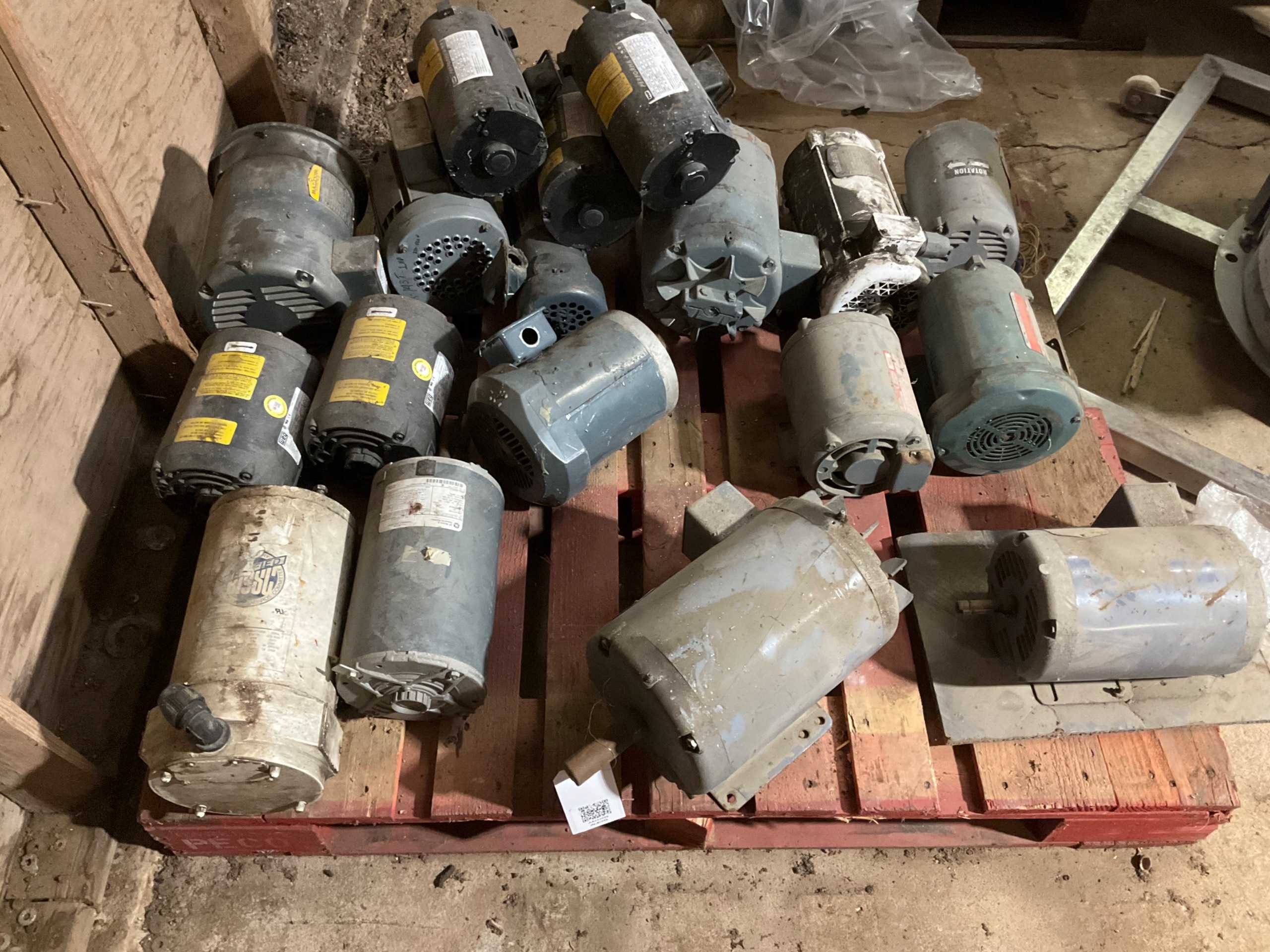 QTY 18: ELECTRIC MOTOR - ELECTRIC MOTORS