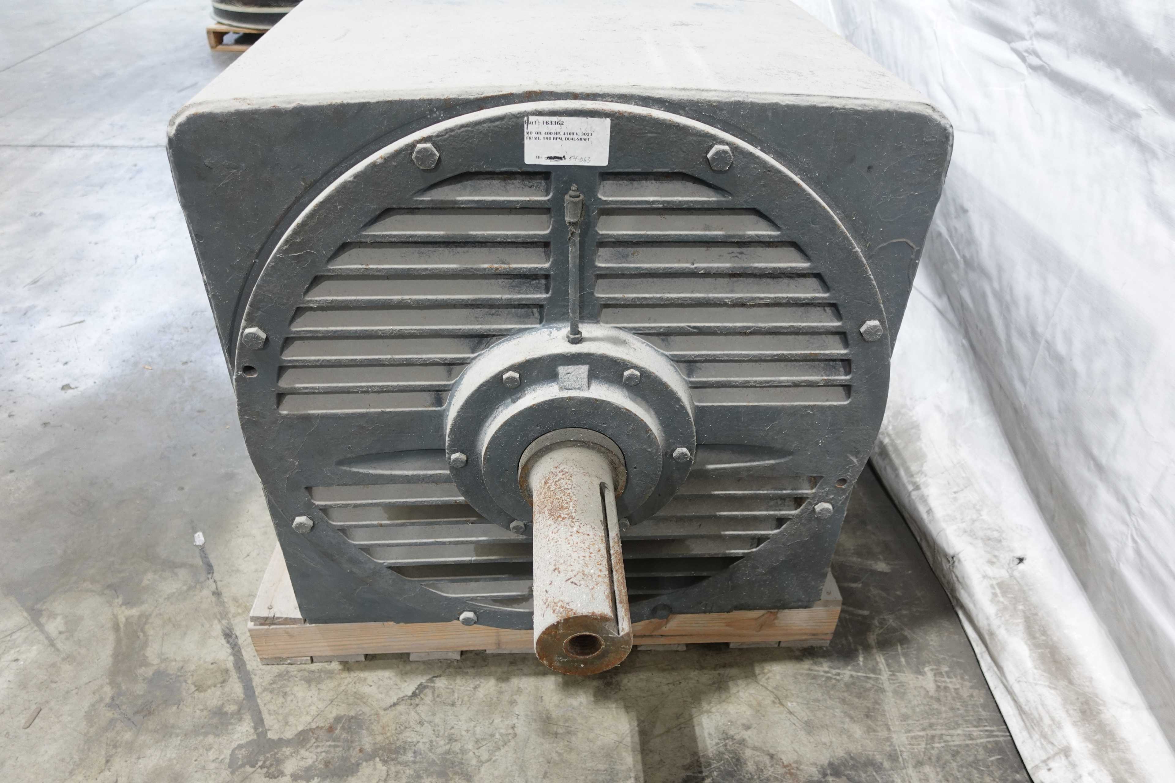 WESTINGHOUSE HSDP DUAL SHAFT INDUCTION MOTOR, 400 HP, 3 PH, 590 RPM, 4160V, FR. 6808-LZ, 12 POLE - ELECTRIC MOTORS