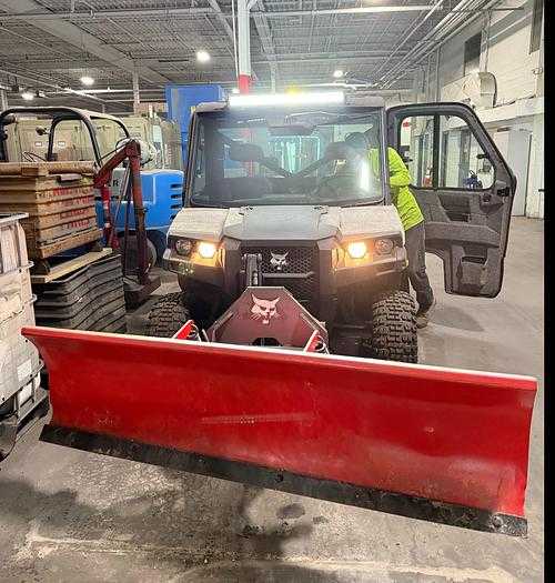 BOBCAT 3650 UTILITY VEHICLE - 24HP, 30MPH, 4X4, 1250LBS CARGO CAPACITY - UTILITY VEHICLES