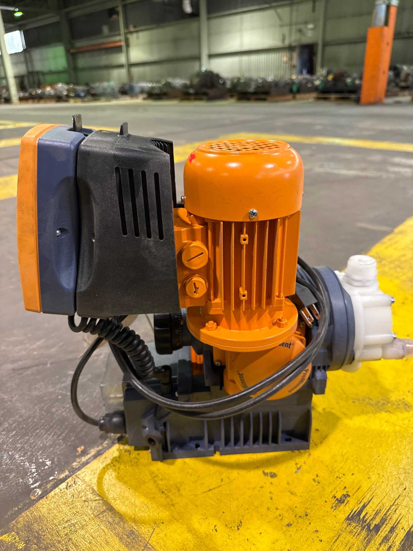 Prominent Sigma S1CB Metering Pump, 101 L/H, 4 Bar, 110W, 100-240V - METERING PUMP