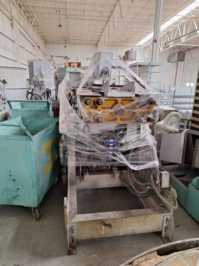 NISSIN KOGYO NDK-E CASTING MACHINE - CASTING EQUIPMENT