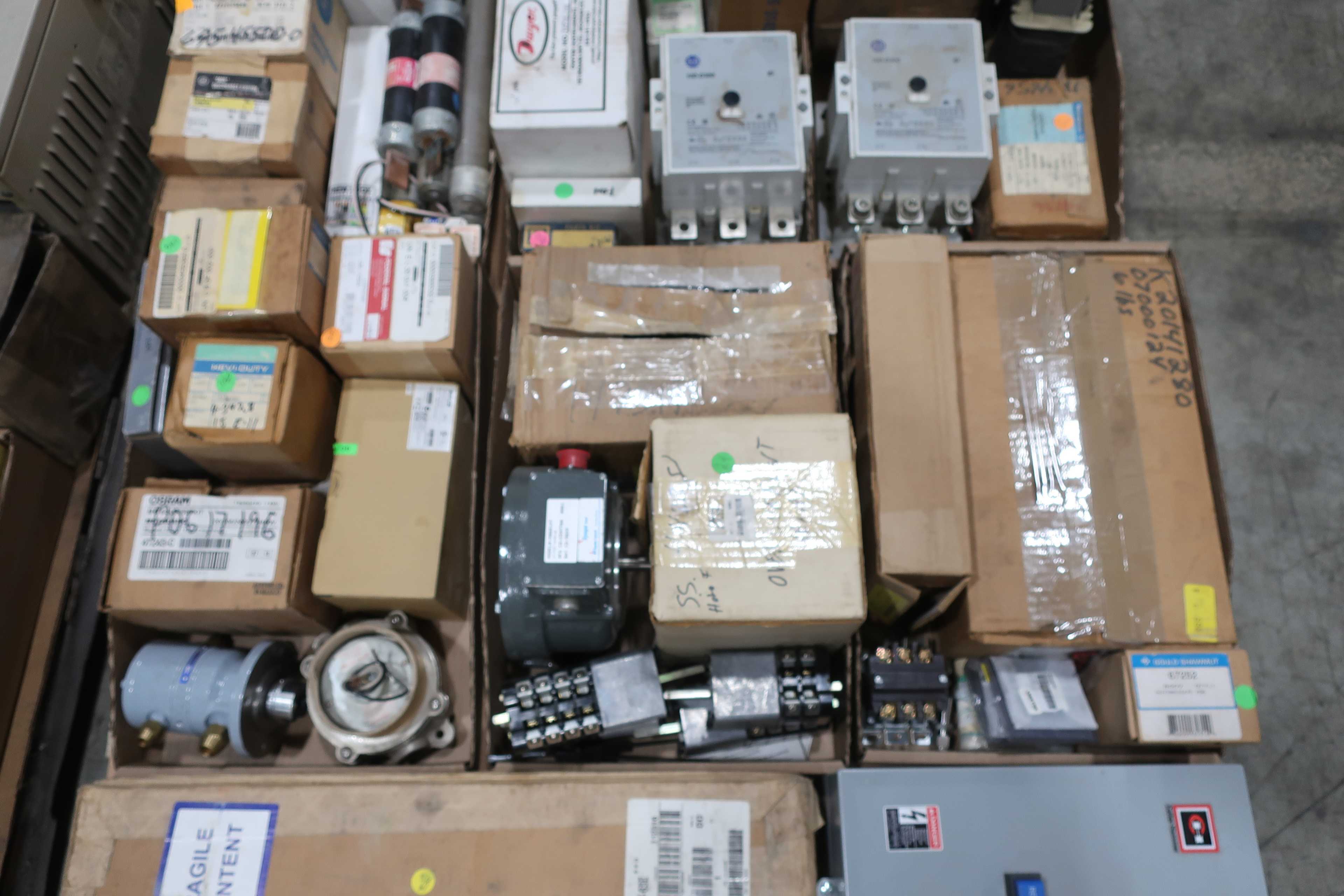 4 PALLETS OF ASSORTED ELECTRICAL AND CONTROLS - ELECTRICAL COMPONENTS