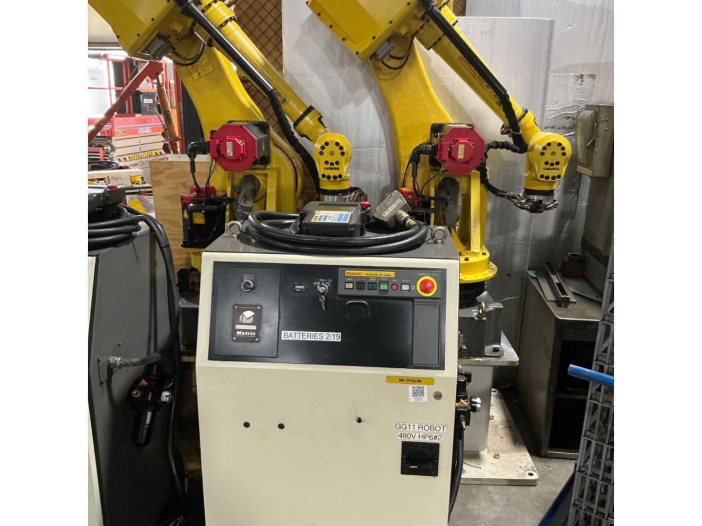 FANUC M-710IB ROBOT & CONTROLLER ASSEMBLY - ROBOT & CONTROLLER ASSEMBLY