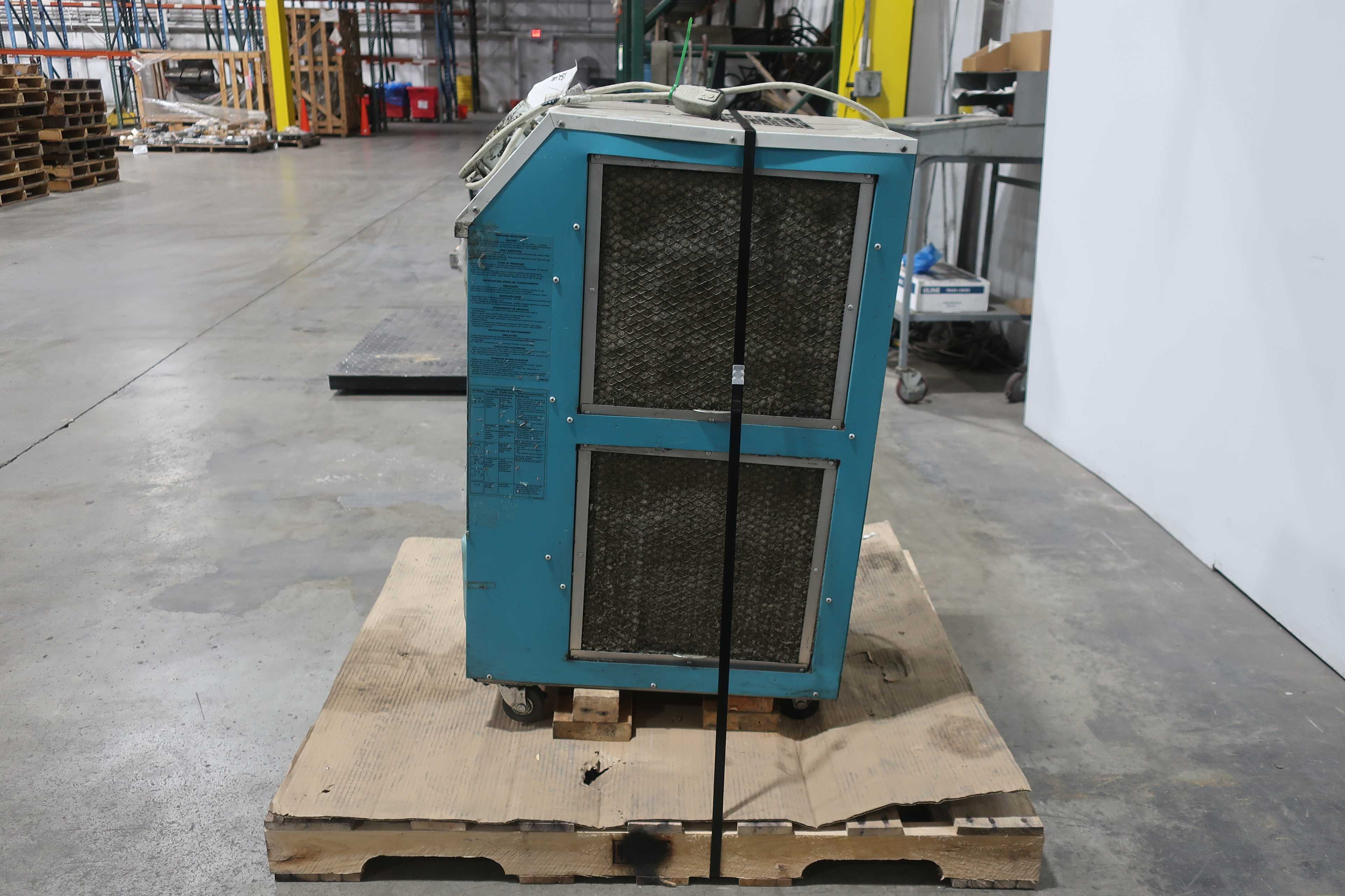 SKU 1734733 - 1 PALLET OF A MOVINGCOOL GX484000-3 AIR CONDITIONER - AIR CONDITIONER
