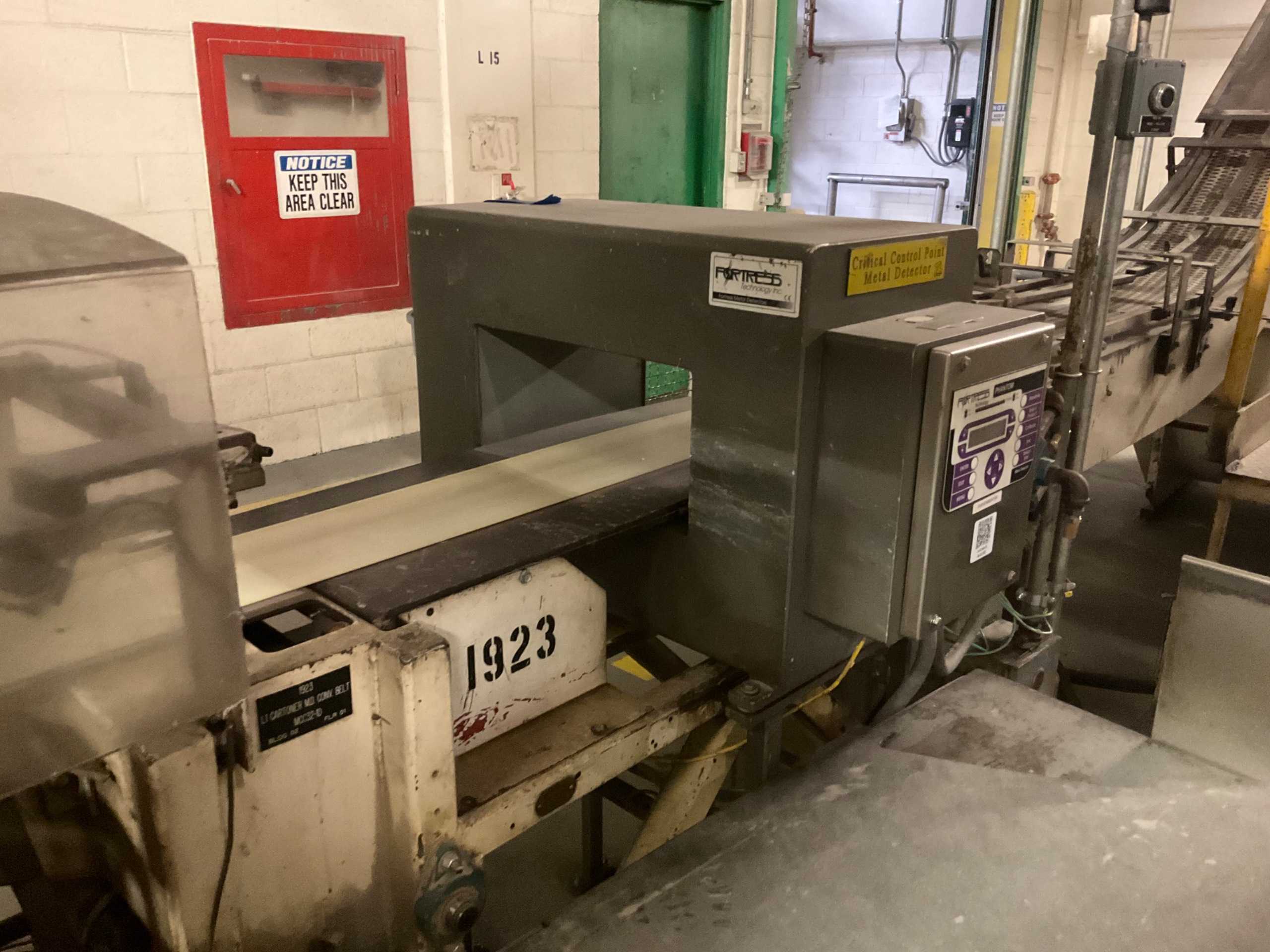 FORTRESS PHANTOM METAL DETECTOR - CONVEYOR METAL DETECTOR