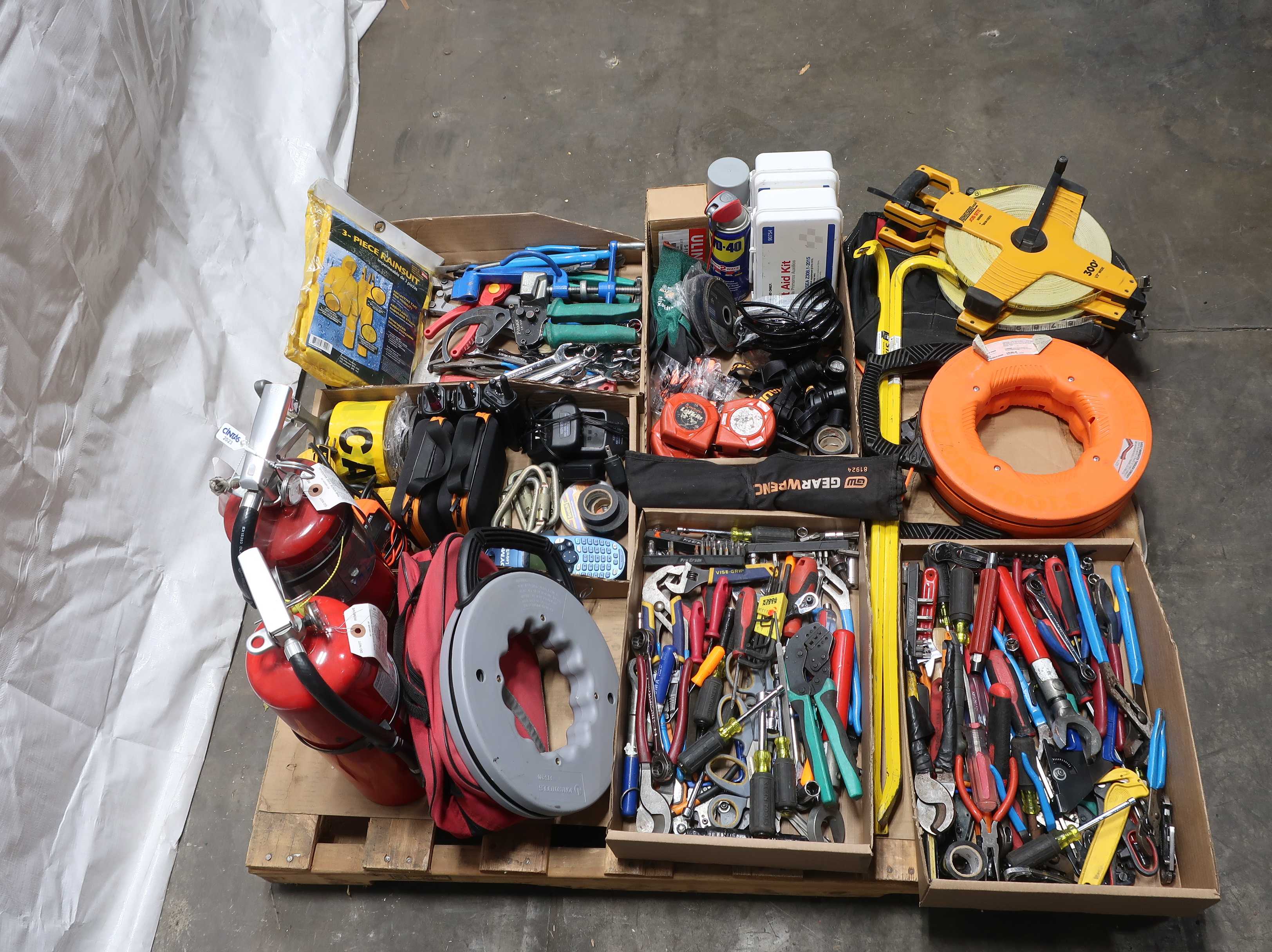 PALLET OF ASSTORED TOOLS - TOOLS