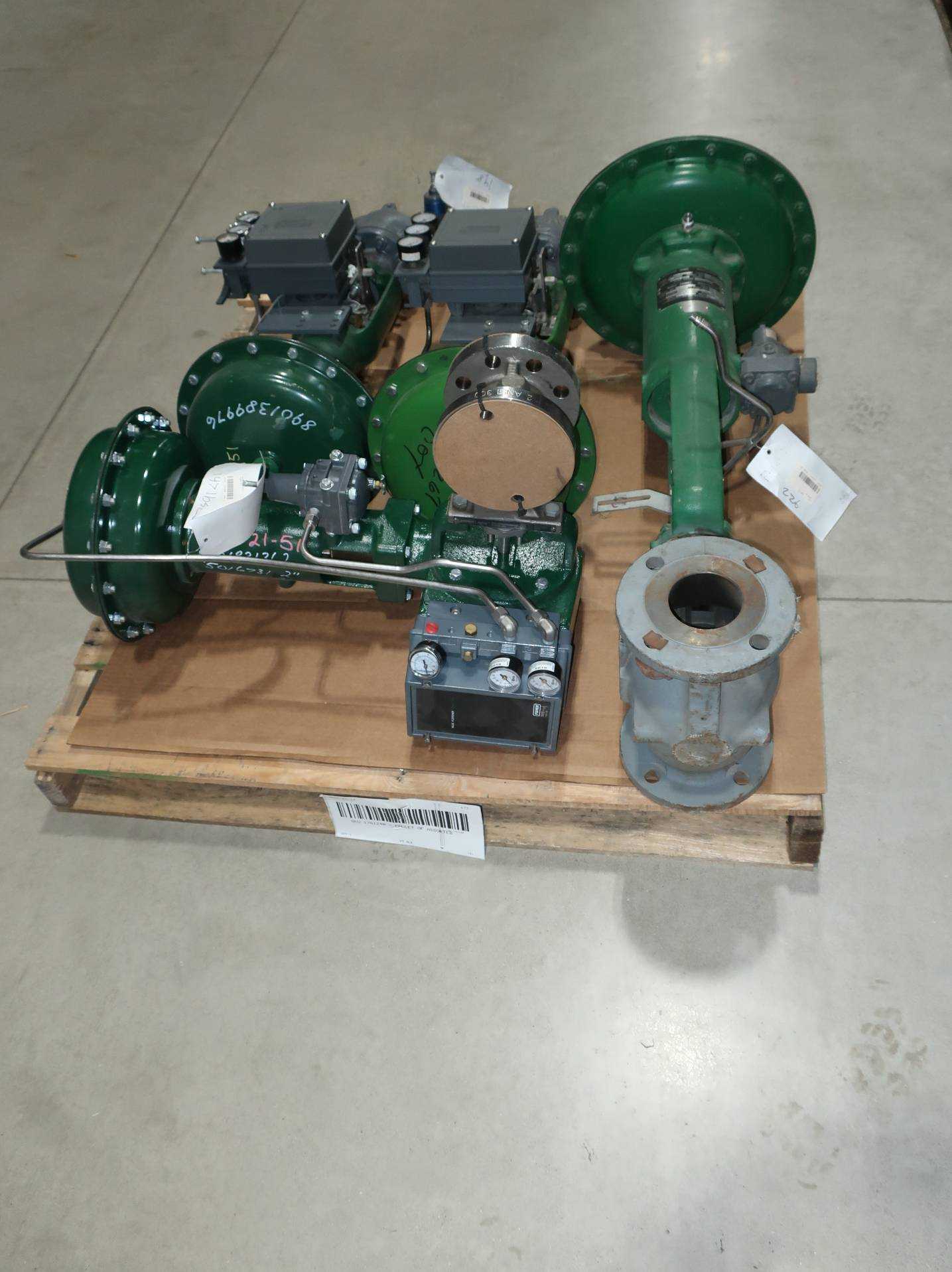 SKU 1761240 - PALLET OF ASSORTED FISHER CONTROL VALVES - CONTROL VALVE
