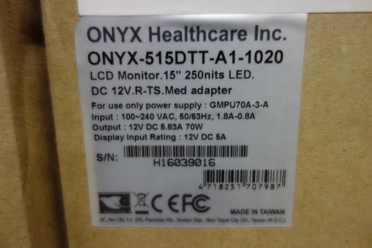 SKU 1075556 - LOT OF 5 ONYX 15IN MEDICAL PANEL TOUCHCREENS - AUTOMATION & CONTROLS