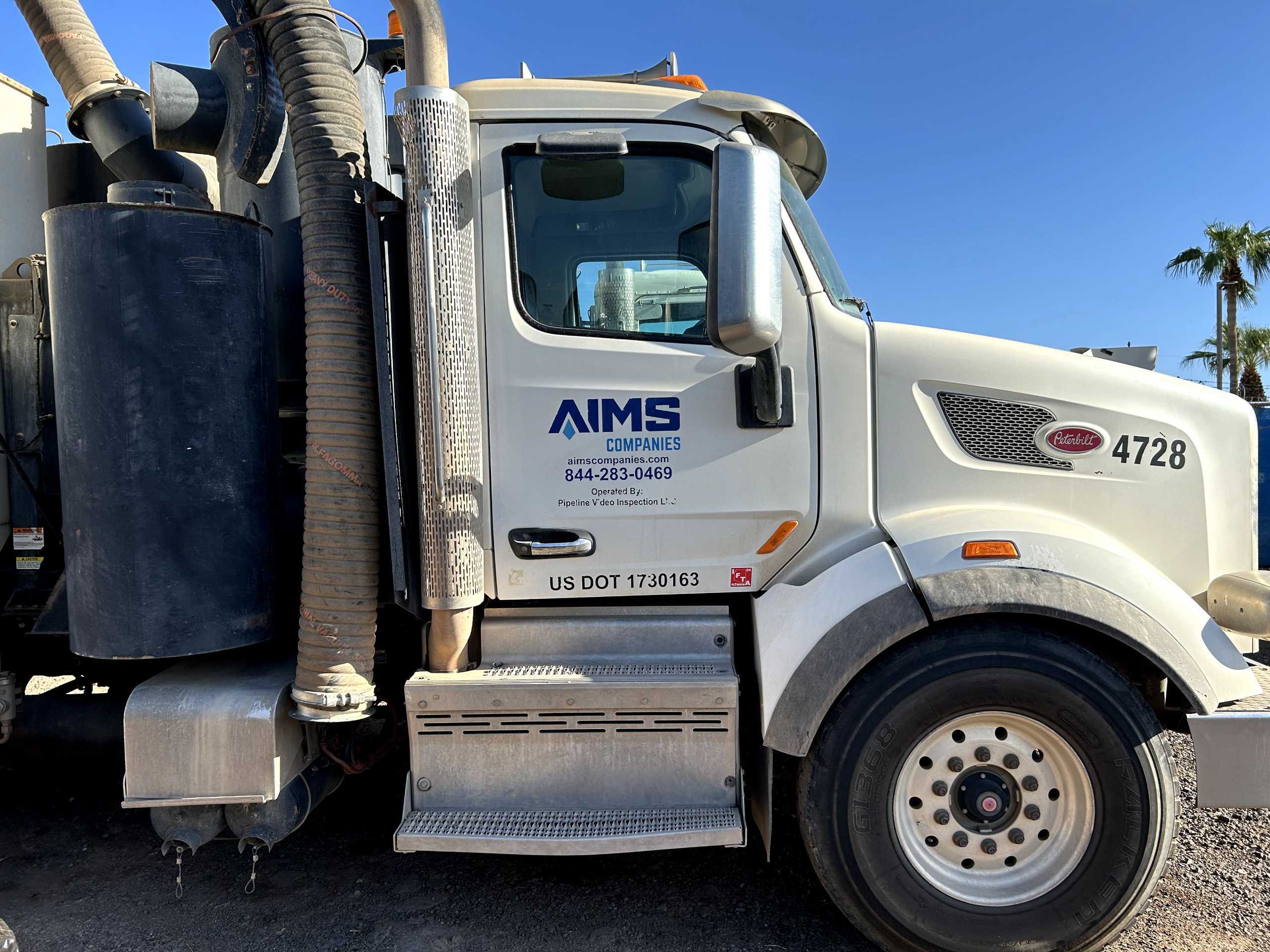 2017 PETERBILT 567 HYDRO EXCAVATION TRUCK - SERVICE TRUCKS