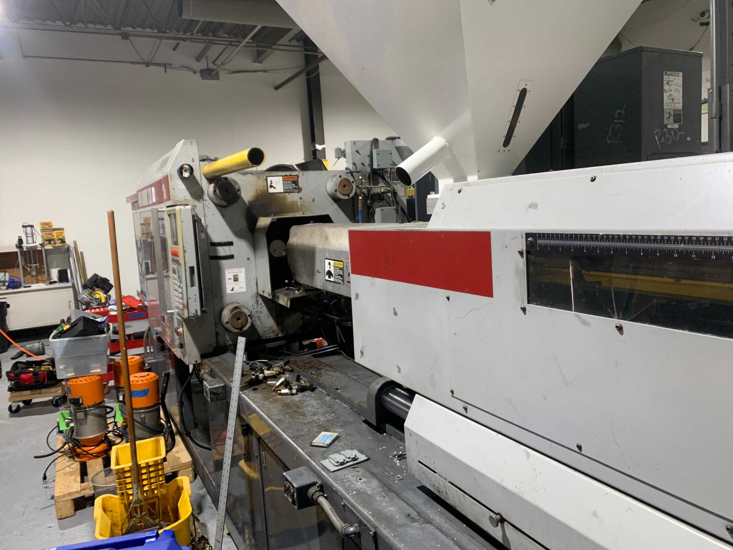 VAN DORN 230 INJECTION MOLDING MACHINE - PLASTICS & RUBBER