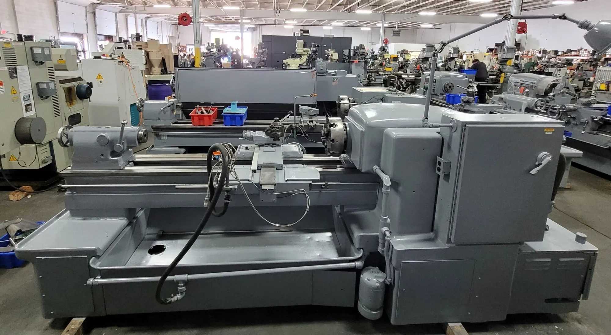 MONARCH 612 ENGINE LATHE, 17" SWING, 54" CC, 10 HP, 14-1750 RPM, 2" BORE - MANUAL LATHES