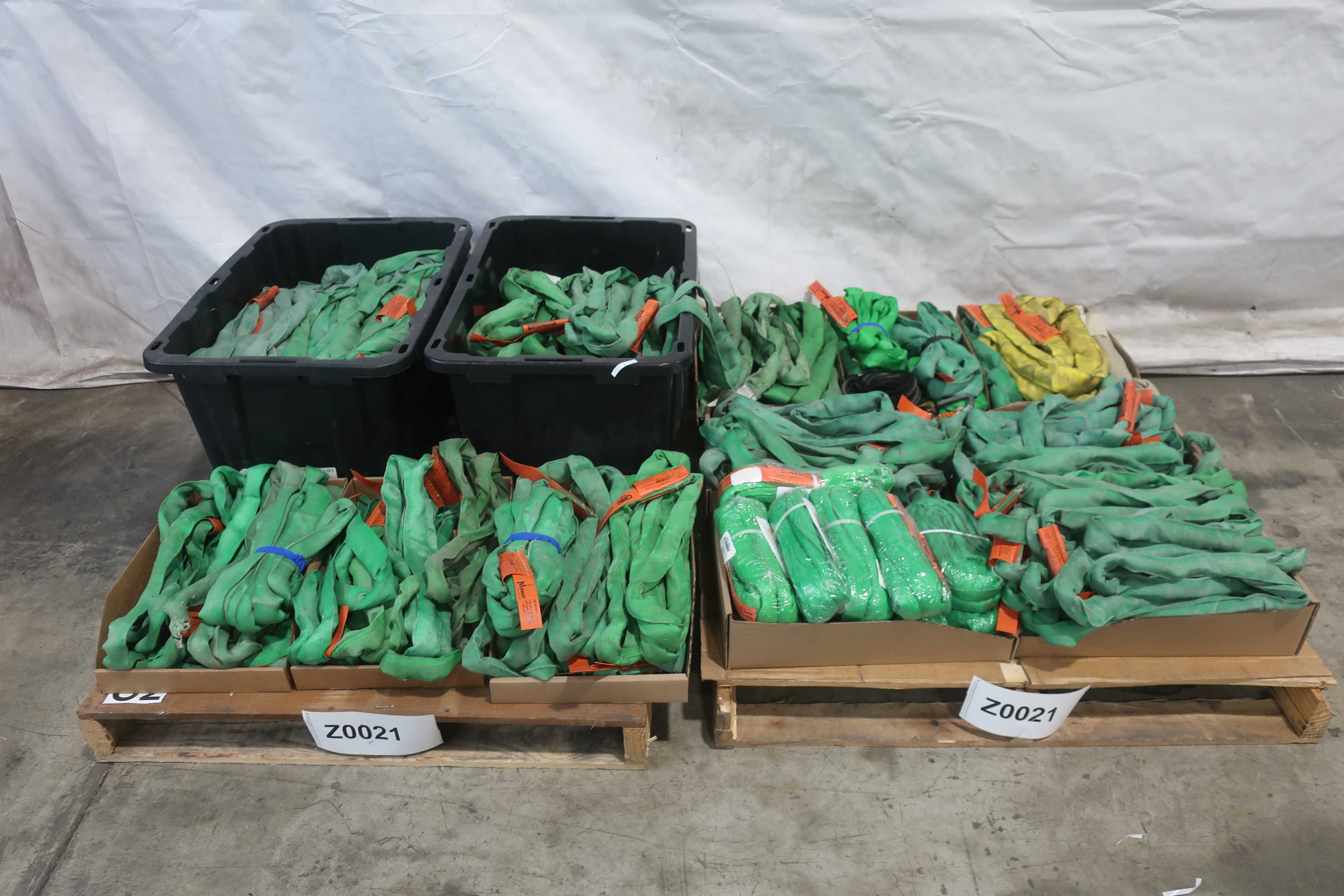 2 PALLETS OF TUFLEX RIGGING STRAPS - LIFTING EQUIPMENT