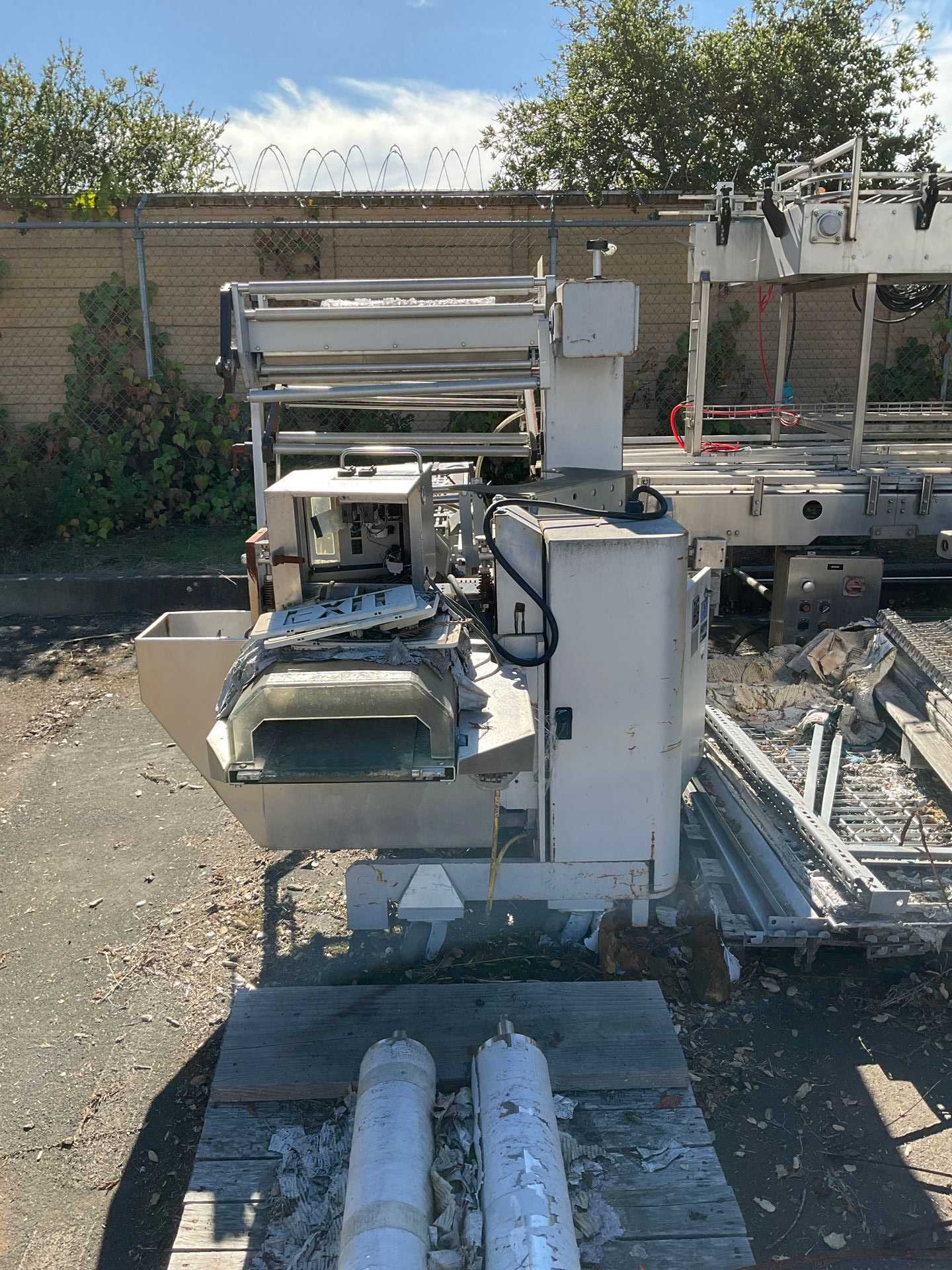 DOBOY INC. LINIUM 305 HORIZONTAL SHRINK WRAPPER - PACKAGING