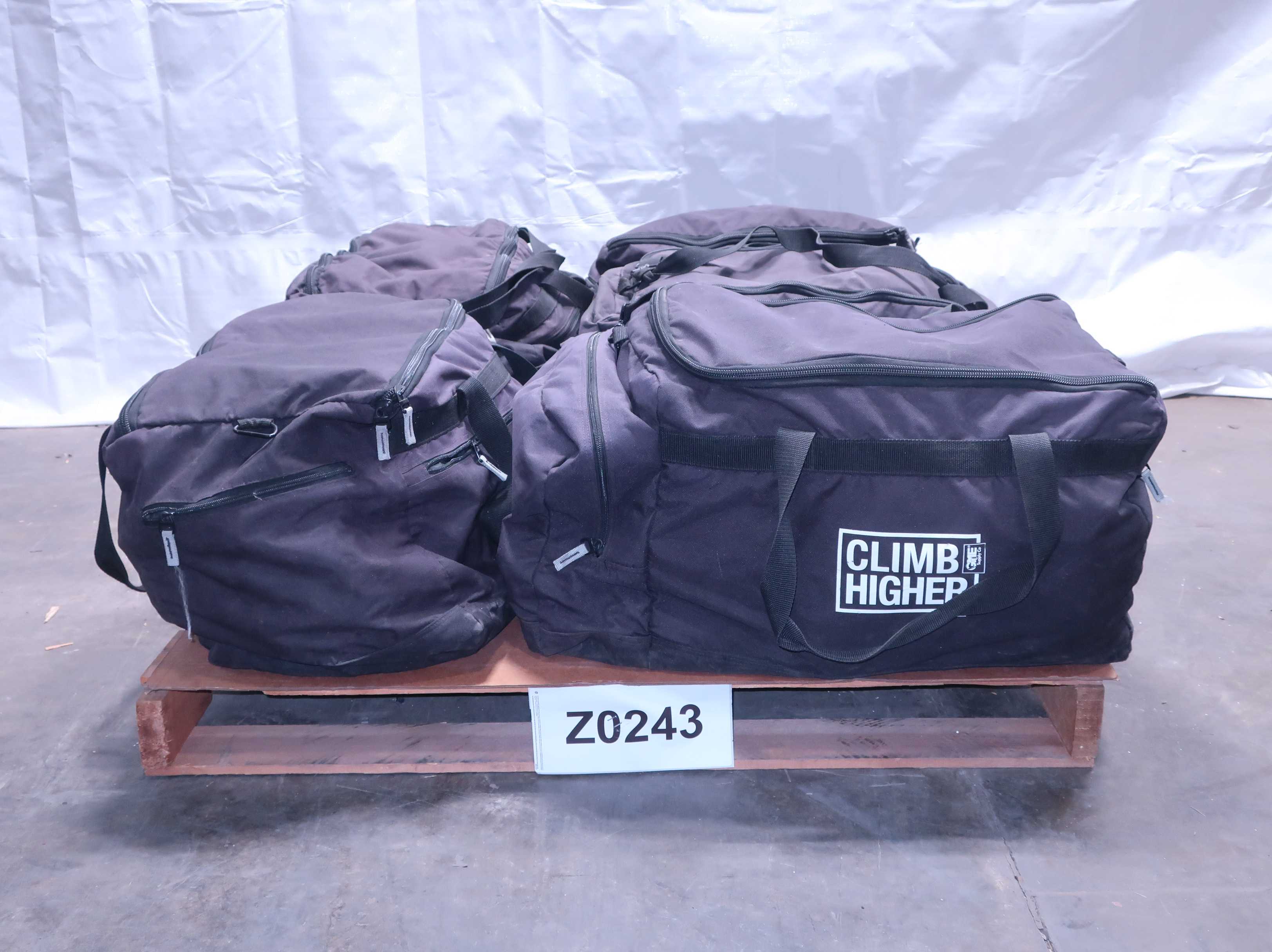 LOT OF 5 RIGGING DUFFLE BAGS