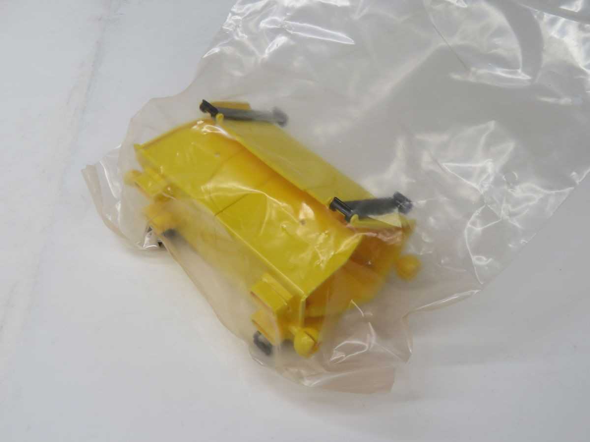COMMSCOPE FGS-FLEXV-4F-C 4X4, FLEXIBLE VERTICAL RACEWAY KIT, 102X102 MM SIZE, POLYCARBONATE - TELECOMMUNICATION