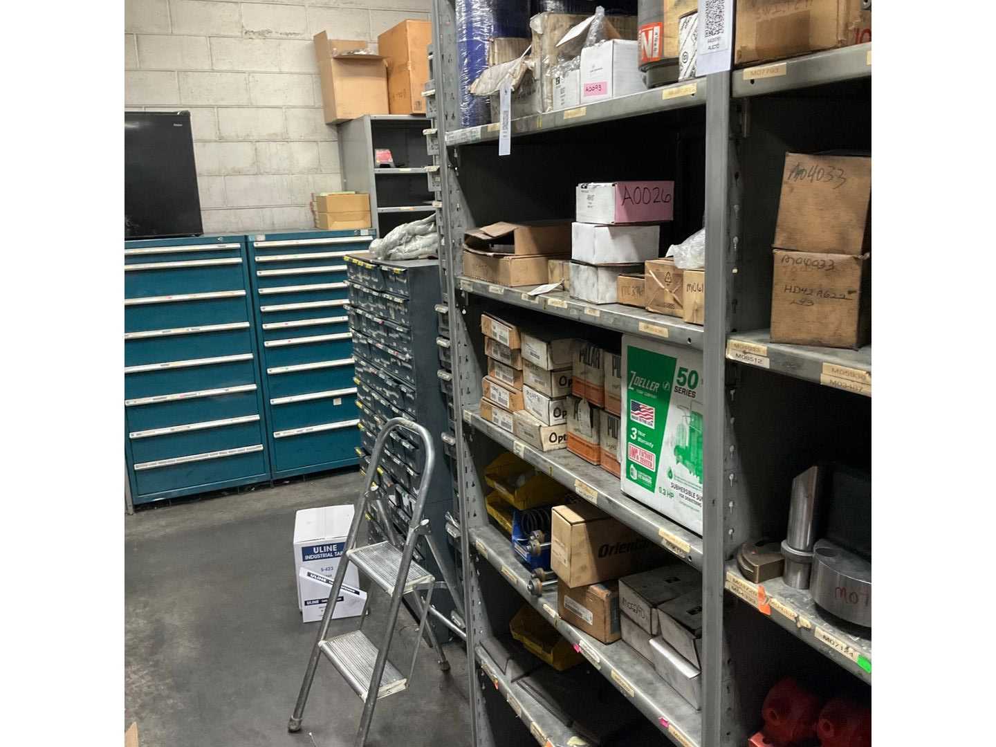 BULK QTY OF INDUSTRIAL PARTS - INDUSTRIAL PARTS
