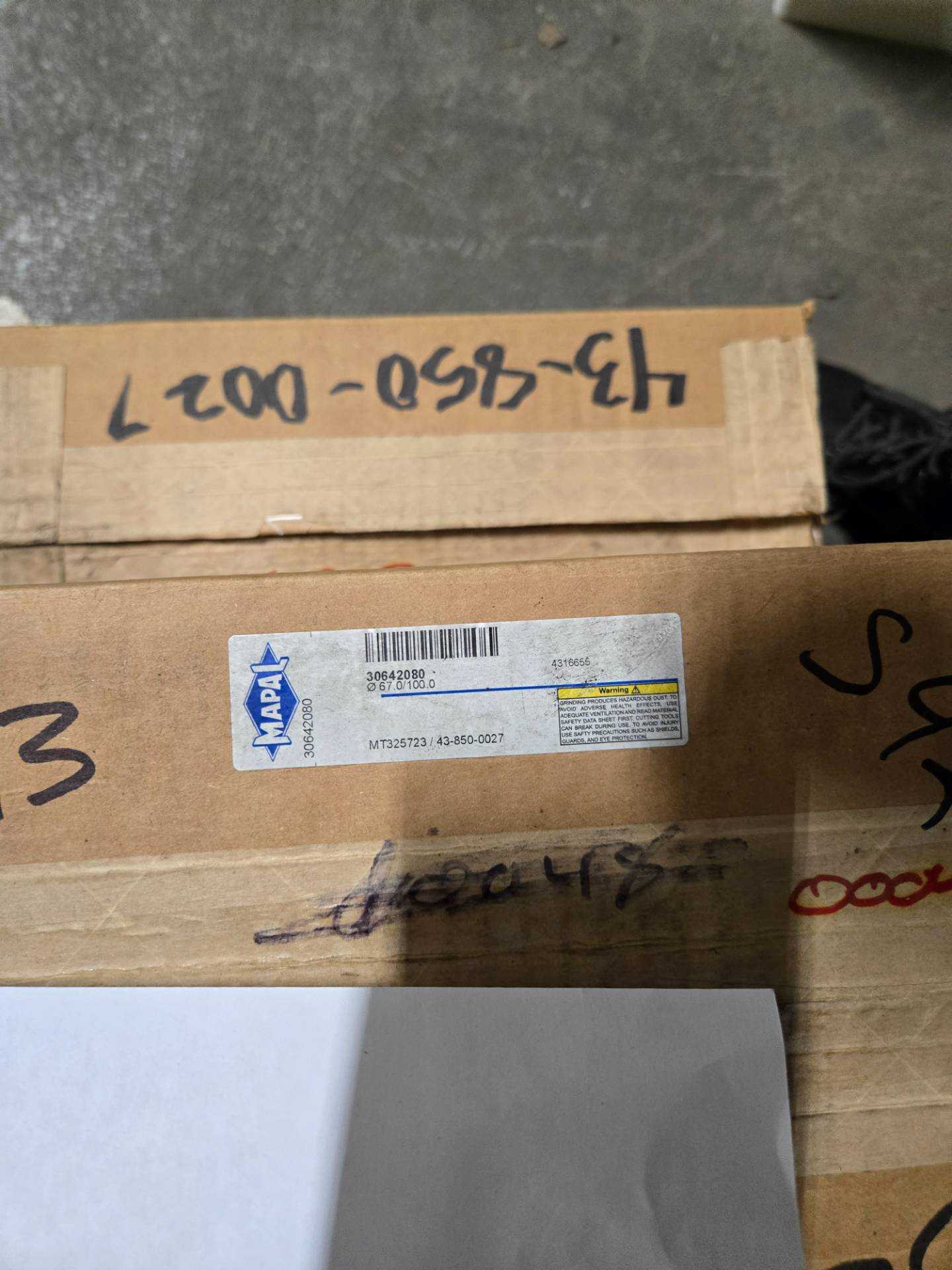 BULK QTY OF ASSORTED TOOLING - TOOLHOLDING